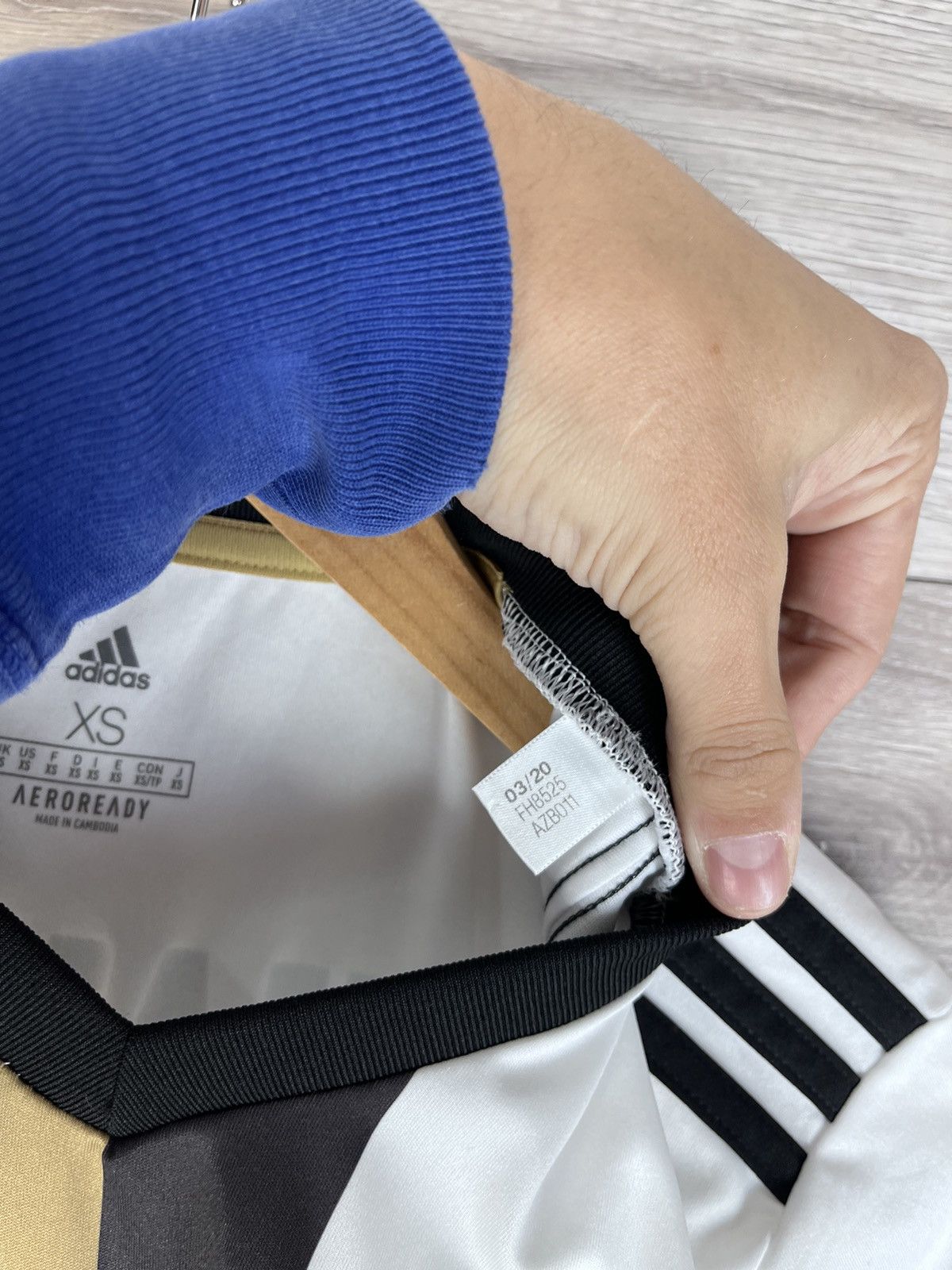 Adidas Soccer jersey ABERDEEN 20/2021 adidas men’s Hayes #17 Size US XS / EU 42 / 0 - 9 Thumbnail