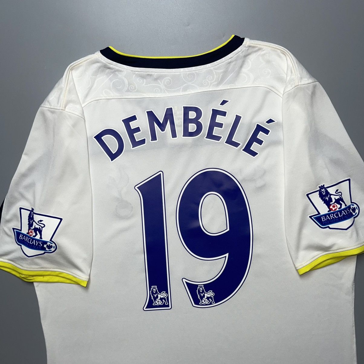 Under Armour TOTTENHAM UNDER ARMOUR 2014/2015 FOOTBALL JERSEY #19 DEMBELE Size US XL / EU 56 / 4 - 10 Thumbnail