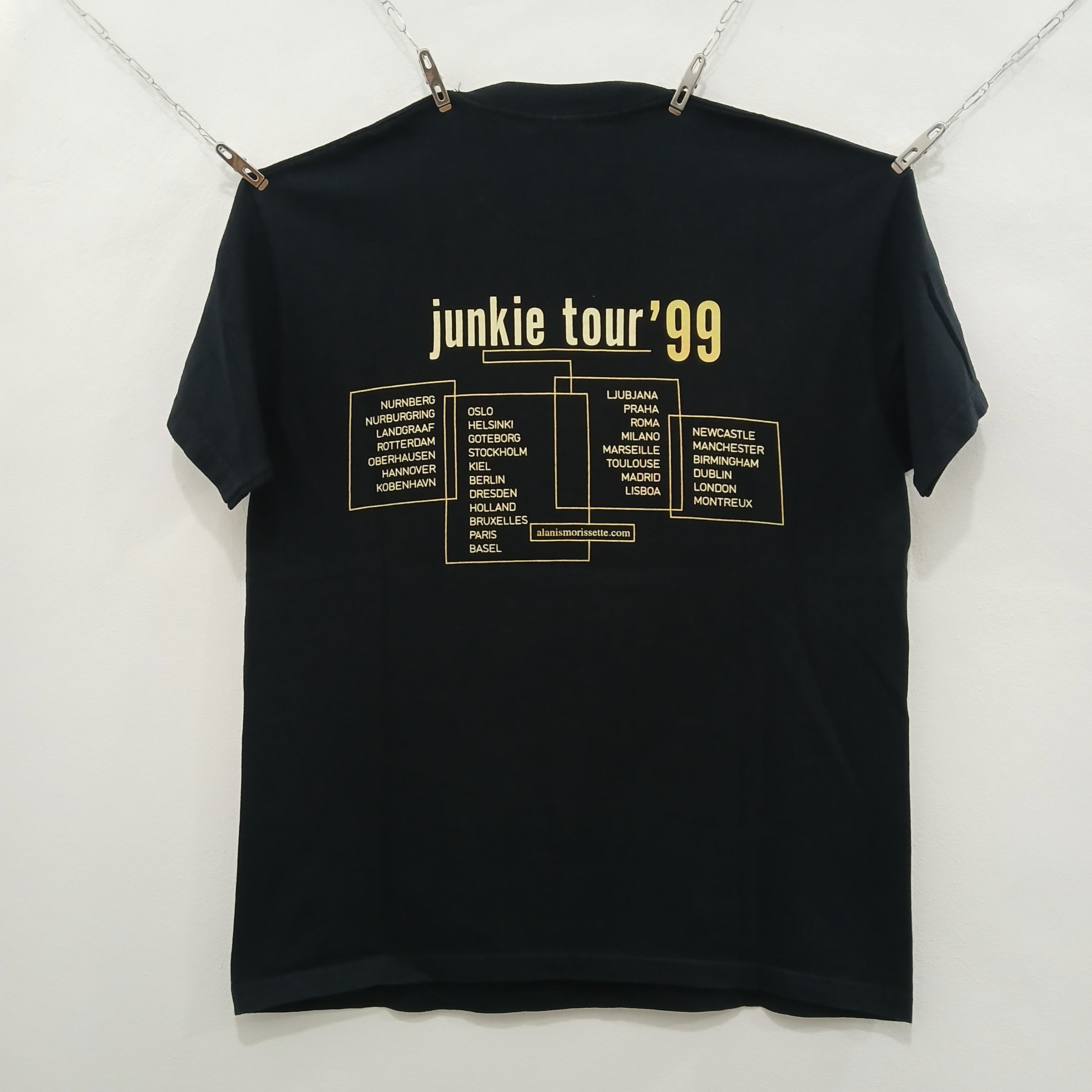 Band Tees ALANIS MORISSETTE Junkie Tour99 Vintage Europe Tee 90's Size US L / EU 52-54 / 3 - 2 Thumbnail