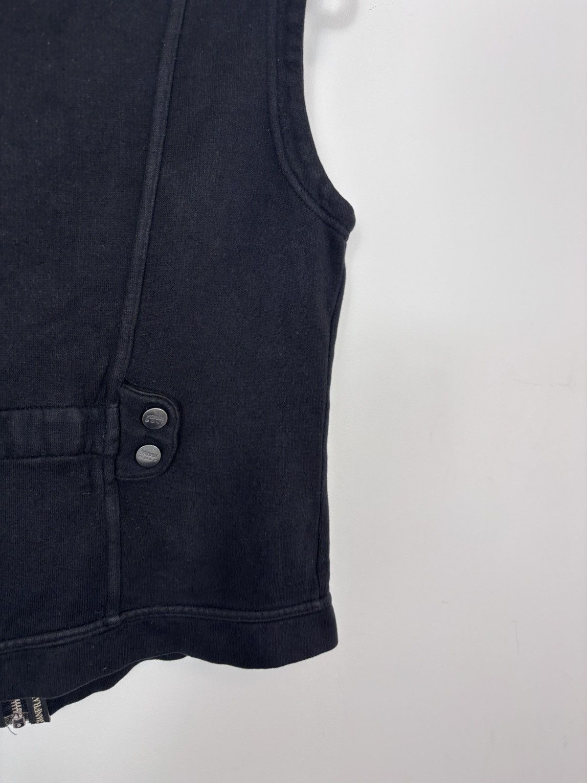 Gianfranco Ferre Vintage Gianfranco Ferre Golf Women’s Black Full Zip Vest Size M / US 6-8 / IT 42-44 - 24 Thumbnail