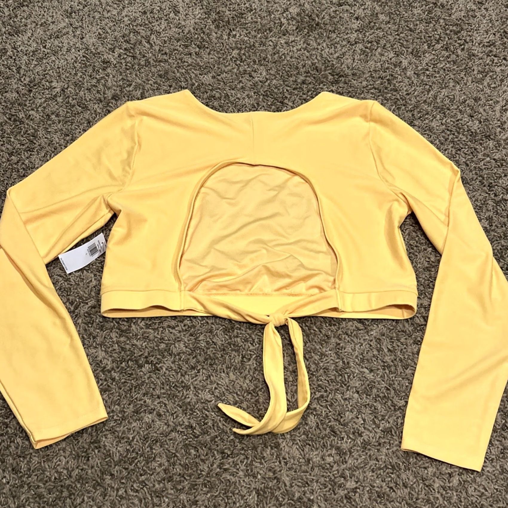 Old Navy Old Navy Blouse Shirt Cropped Long Sleeve Women L Yellow Polyester Blend NWT A10 Size L / US 10 / IT 46 - 3 Thumbnail
