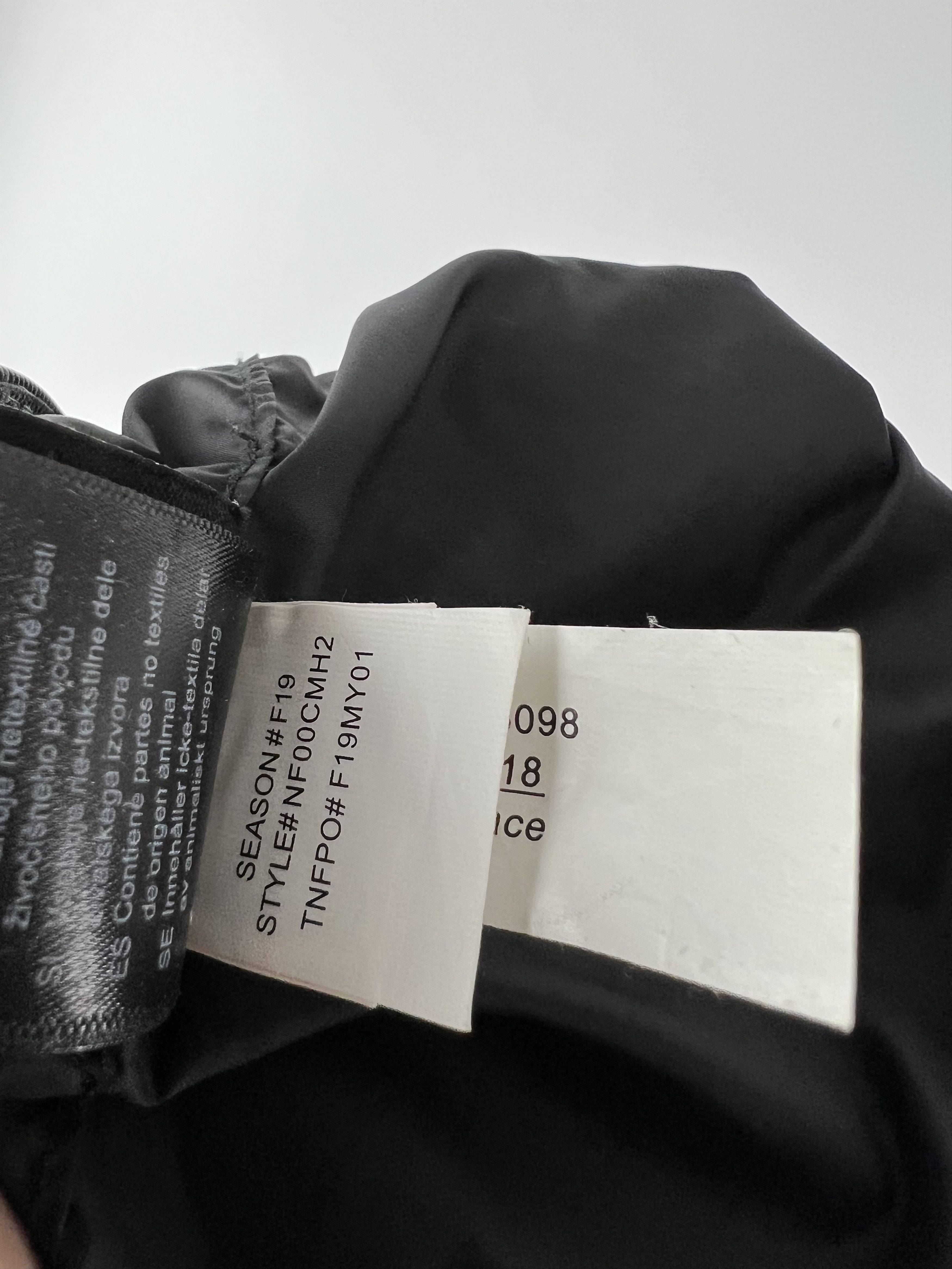 The North Face The North Face Black Quilted Jacket Size XL / US 12-14 / IT 48-50 - 9 Thumbnail