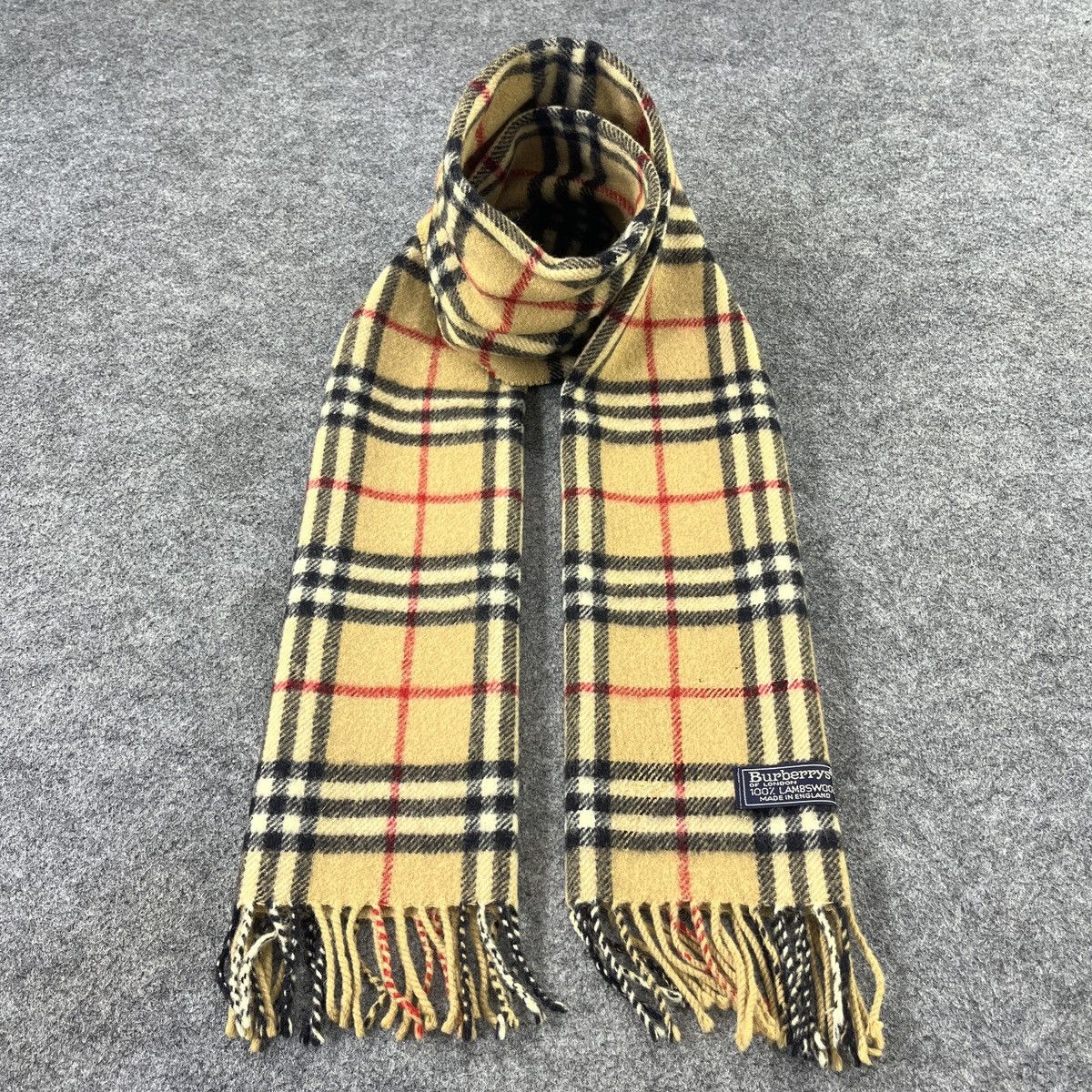 Burberry Burberry Scarf / Muffler / Neckwear T1536 Size ONE SIZE - 4 Thumbnail