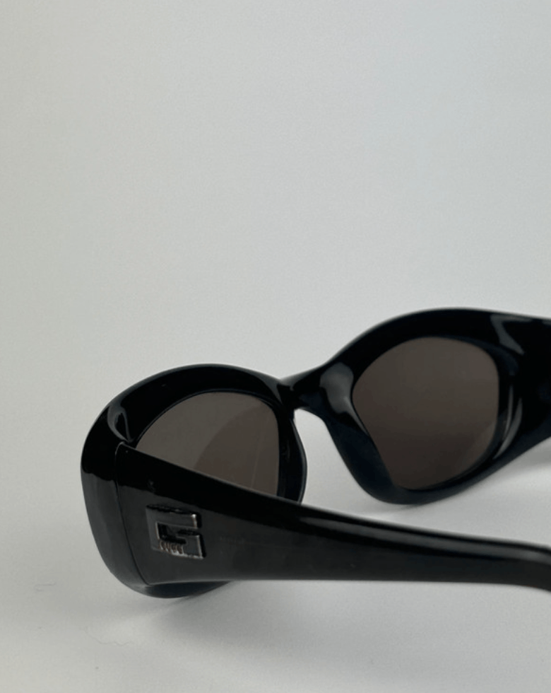 Gucci Gucci Sunglasses Mask Shield Sport Bike Pop Vintage Size ONE SIZE - 2 Thumbnail