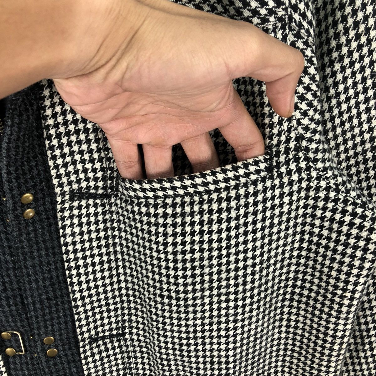 Japanese Brand Vintage 90’s Twenty Works Clasp Houndstooth Jacket Size US M / EU 48-50 / 2 - 9 Thumbnail