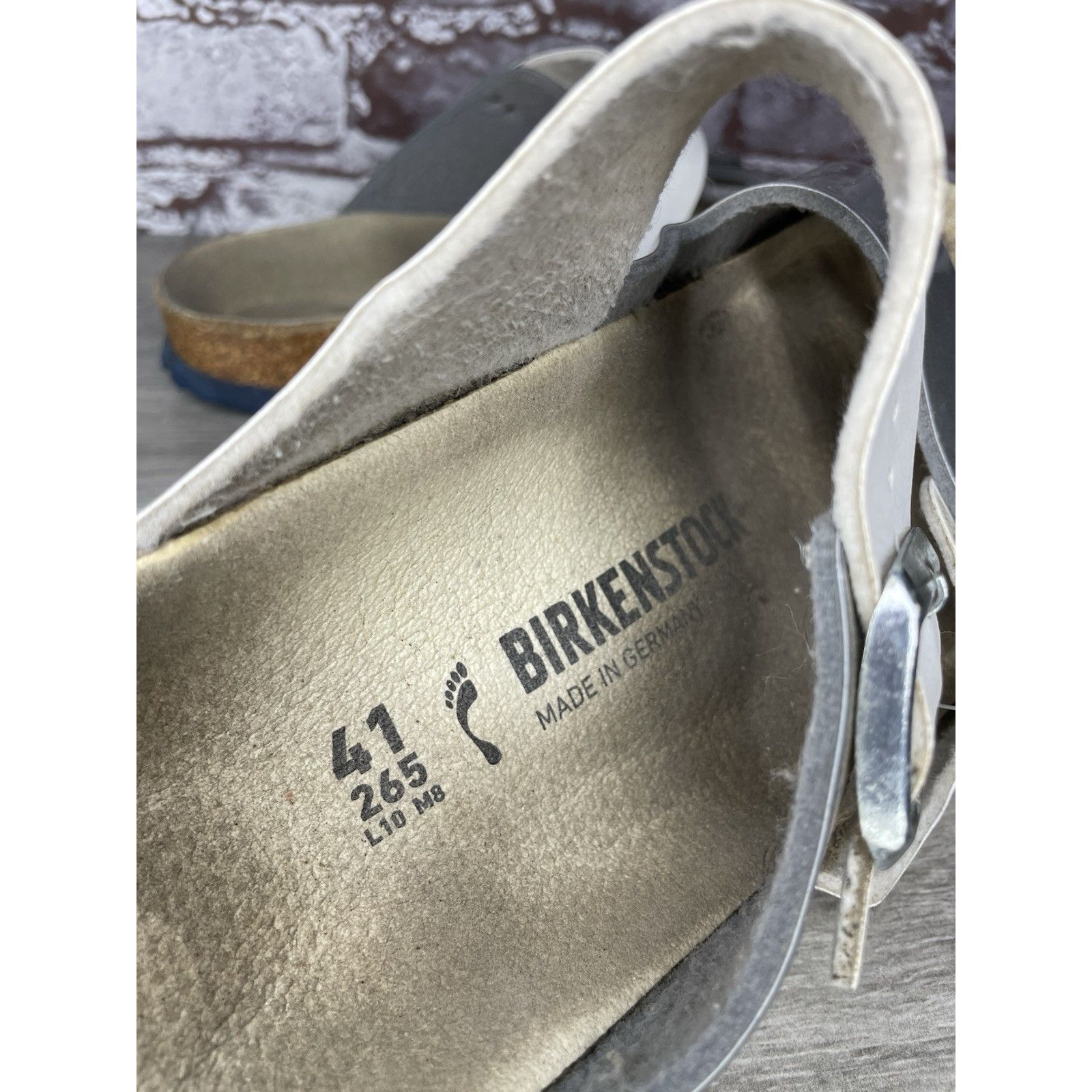 Birkenstock Birkenstock Arizona Two Toned Silver White Leather Strap San Size US 10 / IT 40 - 10 Thumbnail