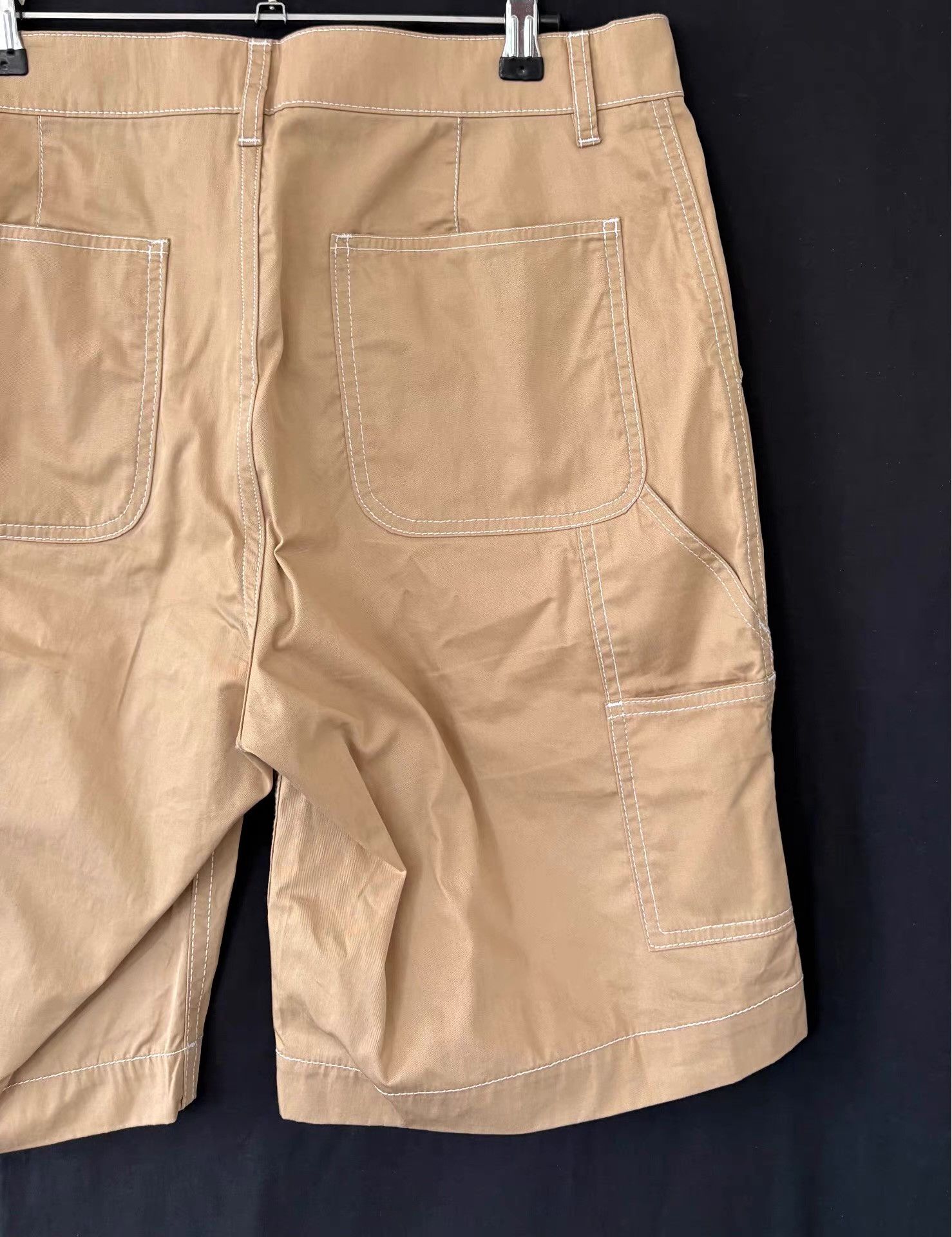 Maison Kitsune Maison Kitsuné Men's Khaki Cargo Shorts Ｑ21 Size US 34 / EU 50 - 5 Thumbnail