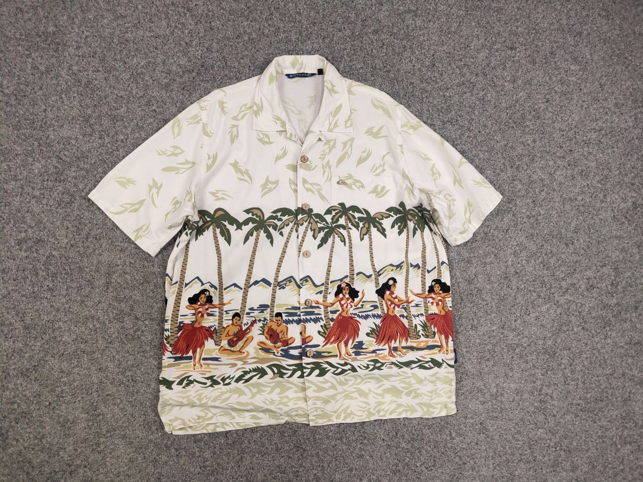 Quiksilver Vintage Quiksilver hawaiian Art Light Cotton Blend Shirt Size US M / EU 48-50 / 2 - 11 Thumbnail
