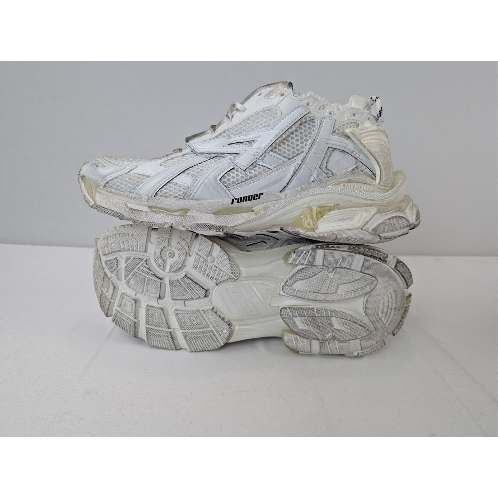 Balenciaga o1rshd1 Q:2 / Monocolor Runners in White Size US 14 / EU 47 - 12 Thumbnail