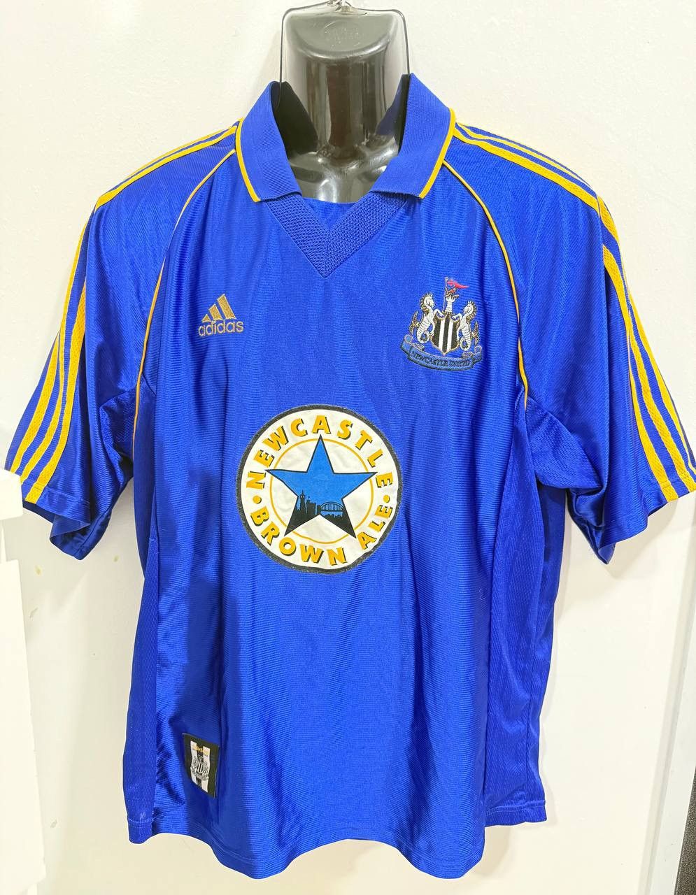 Adidas Vintage Newcastle United 1998/1999 away football jersey Size US L / EU 52-54 / 3 - 1 Thumbnail