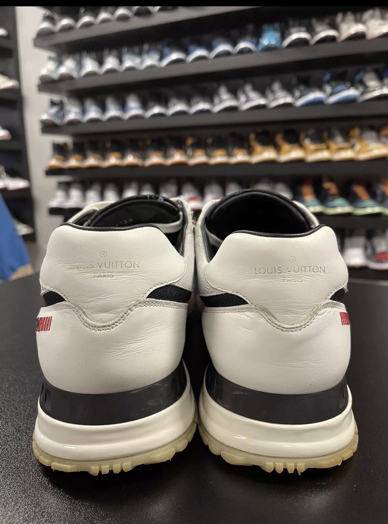 Louis Vuitton Size 10.5US/9.5LV - Louis Vuitton Run Away Low Sneaker Red Size US 10.5 / EU 43-44 - 4 Thumbnail
