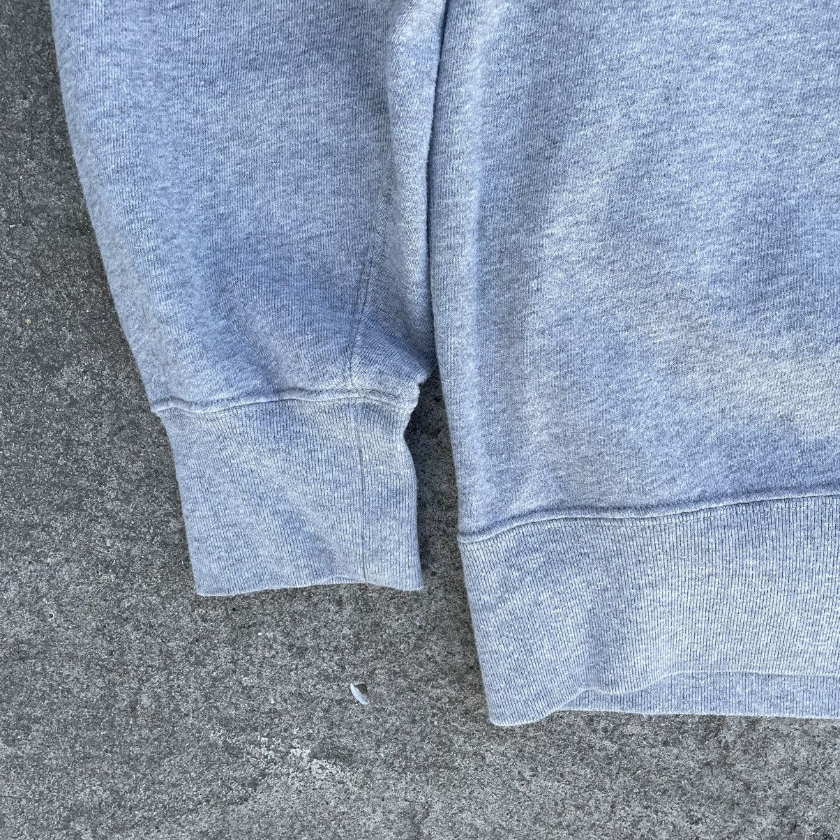 Uniqlo Vintage Uniqlo Sweatshirt Big Logo Japanese Style Y2K 90s Size US M / EU 48-50 / 2 - 4 Thumbnail