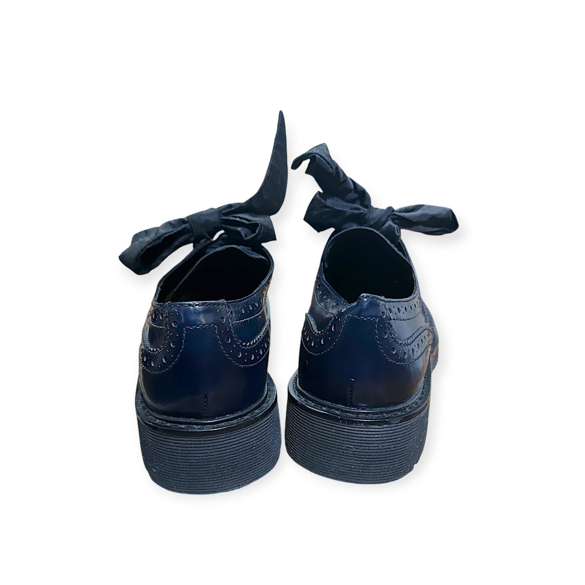 Prada Prada Wingtip Oxford Ribbon Tie Shoes Navy Calf Leather 38.5 Size US 8.5 / IT 38.5 - 7 Thumbnail