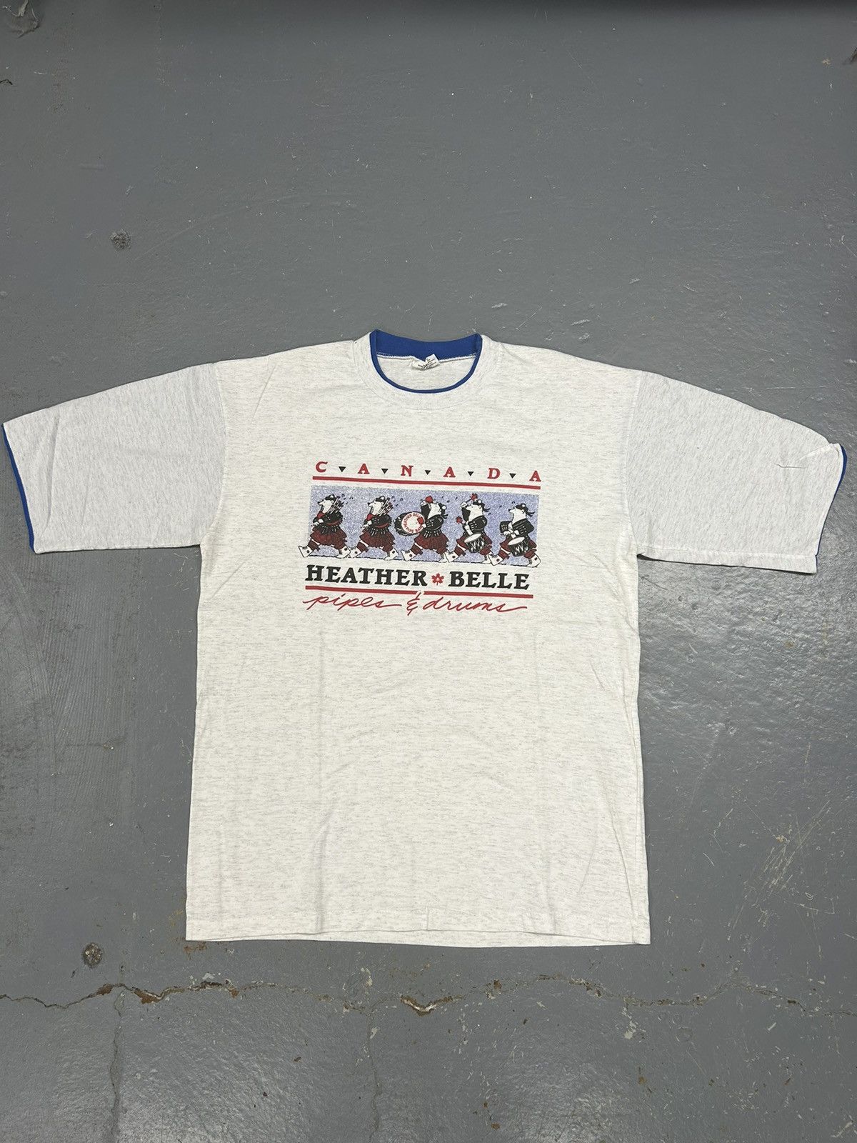 Vintage Crazy Vintage 90s Essential Canada Graphic Art Tee Shirt Size US L / EU 52-54 / 3 - 1 Thumbnail