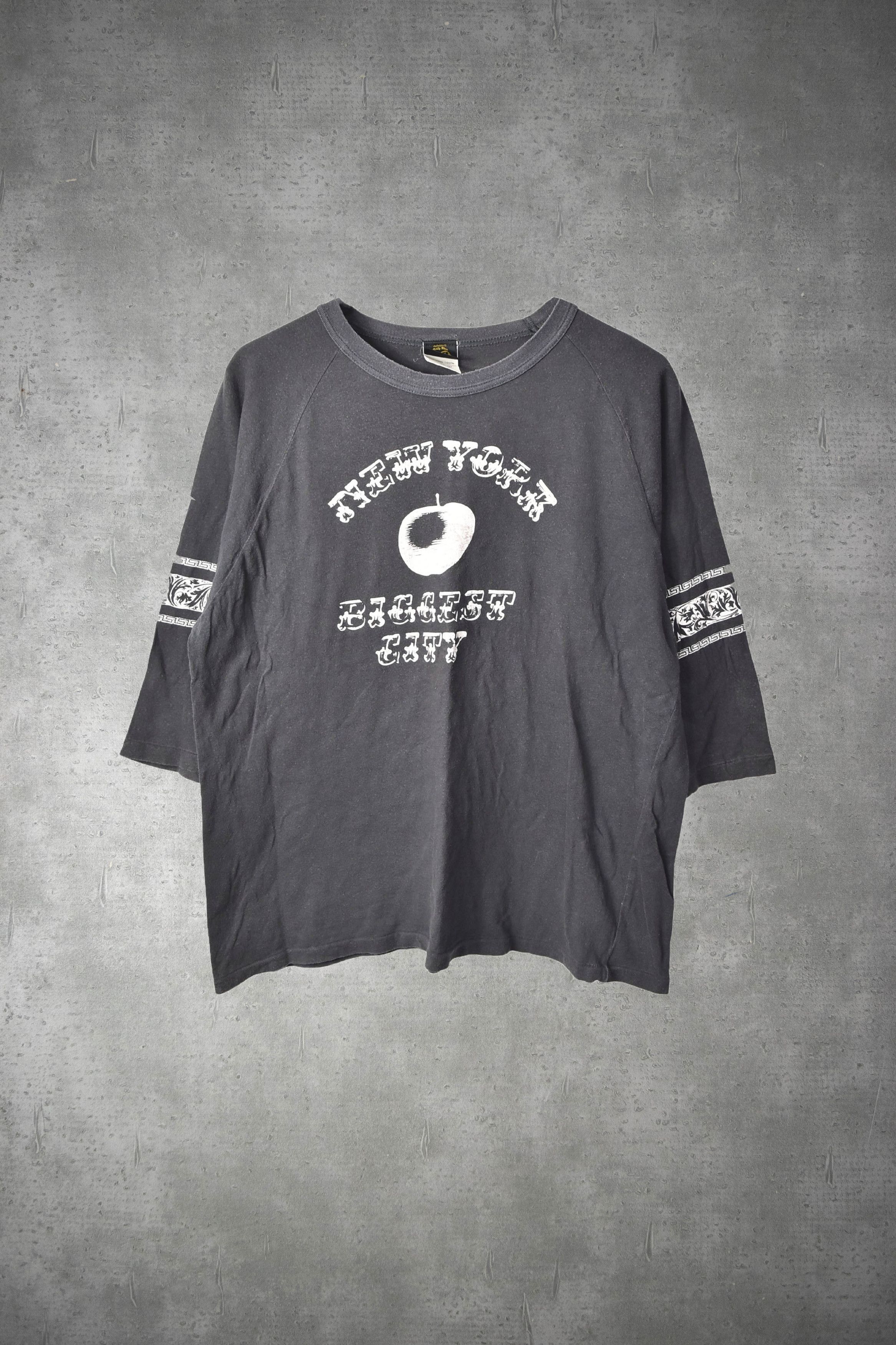 image of Nepenthes New York Nepenthes/graphic T-Shirt/27654 - 768 60 in Black, Men's (Size Large)