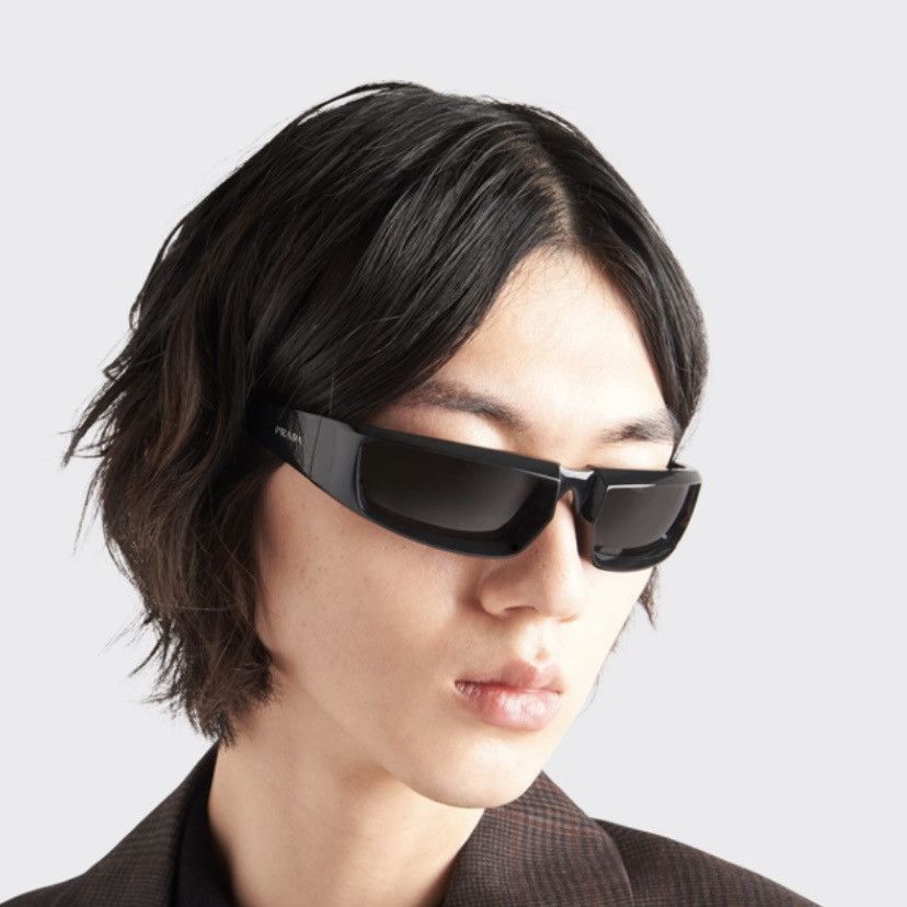 Prada PRADA RUNWAY SUNGLASSES Size ONE SIZE - 1 Thumbnail