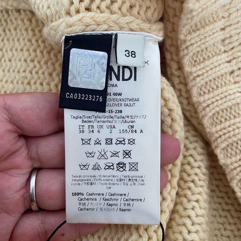 Fendi Fendi Sweater with Colorful Embellishments Size S / US 4 / IT 40 - 4 Thumbnail