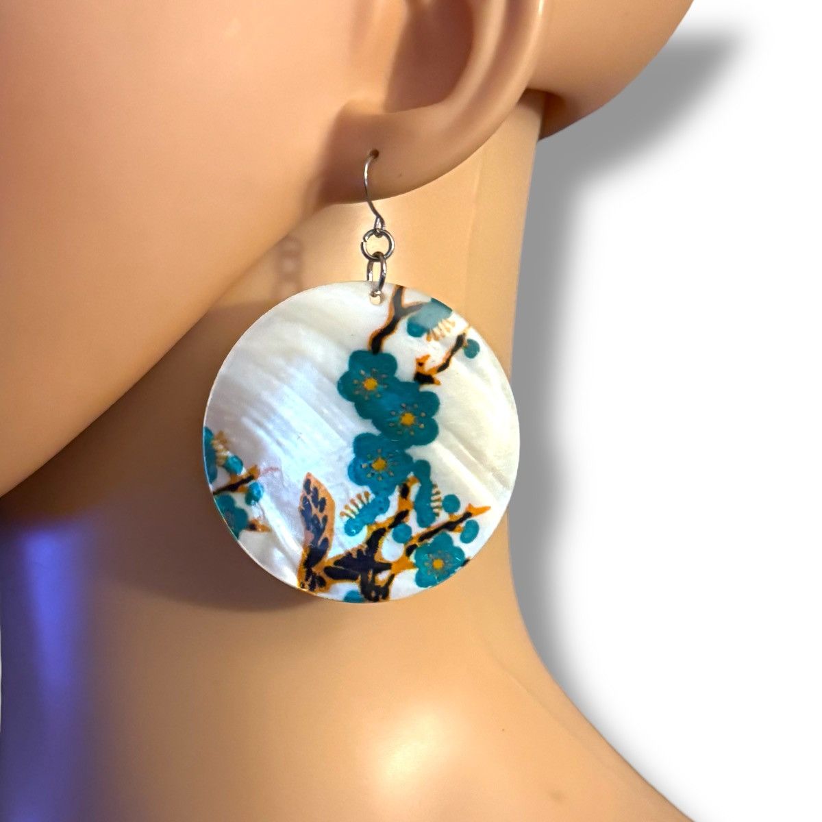 Other Dressbarn blue floral shell earrings Size ONE SIZE - 2 Thumbnail