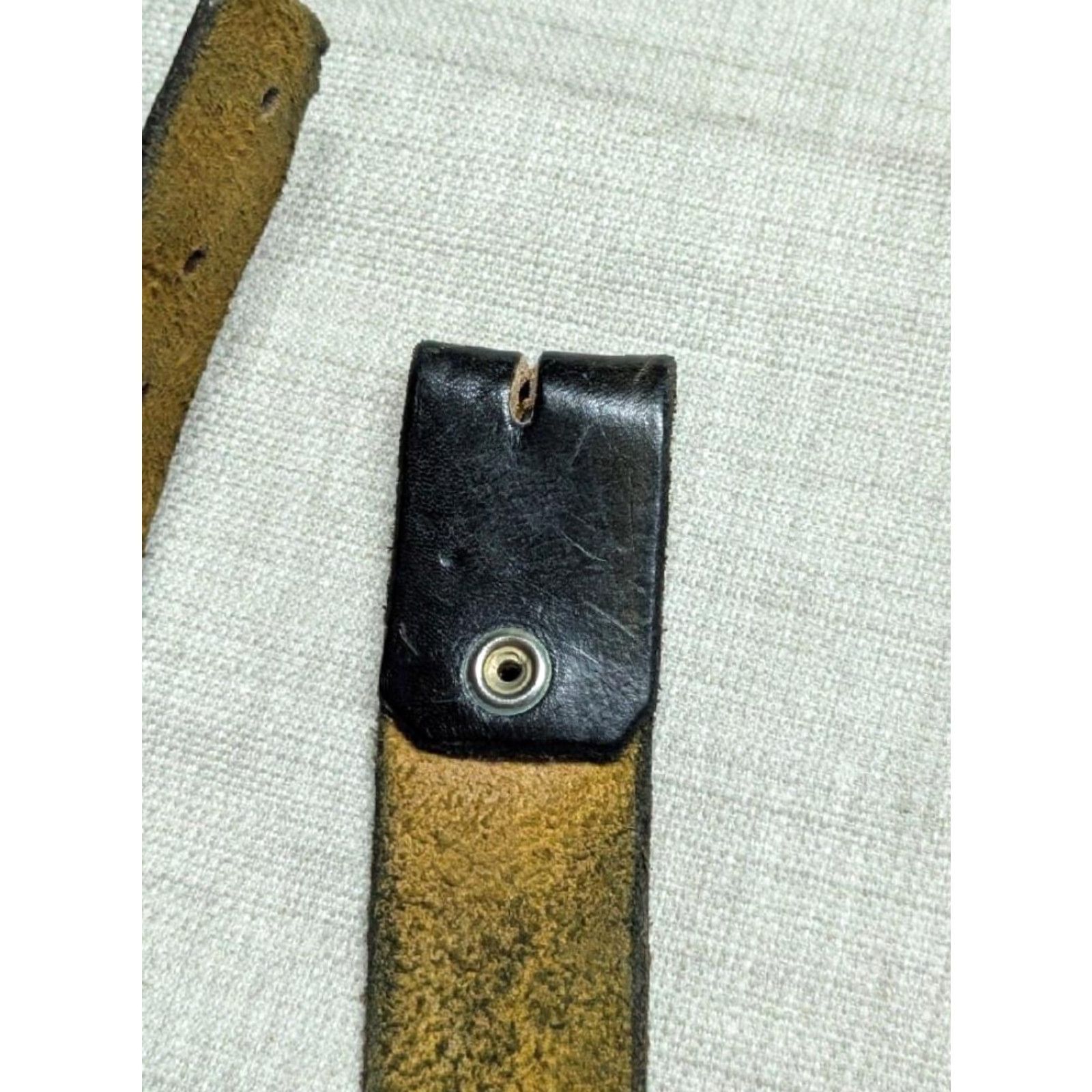 Vintage VINTAGE handcrafted western belt Oak Leaves cowhide leather 32 belt Mens Brown 1-5/8" width 36.5" total length 32.5-36.5 holes Size 32 - 5 Thumbnail