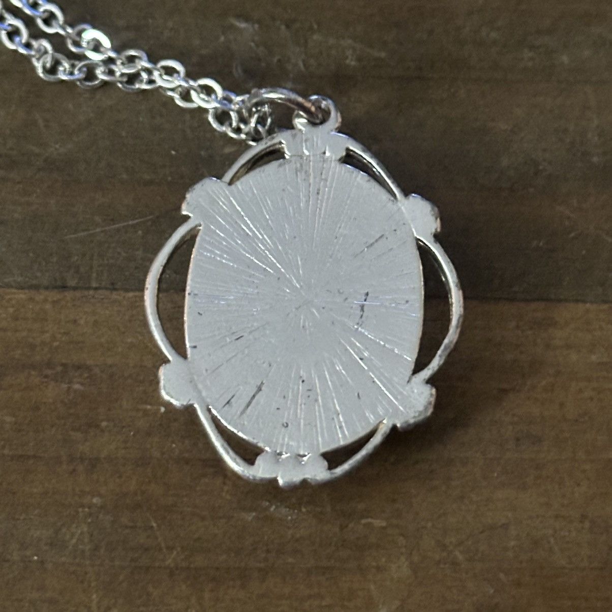 Other Silver tone glass cameo pendant necklace Size ONE SIZE - 4 Thumbnail