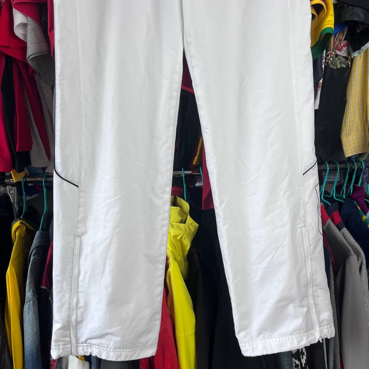 Nike Vintage Nike Big Logo Baggy Relaxed Nylon White Track Pants Size US 32 / EU 48 - 3 Thumbnail