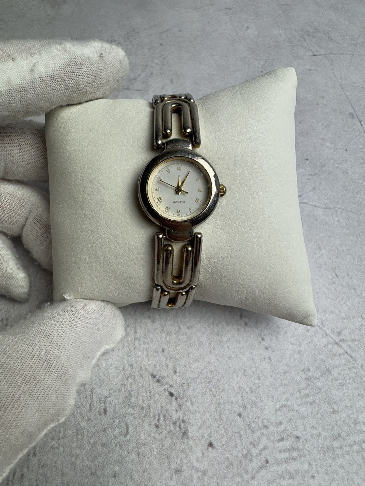 Japanese Brand × Vintage Vintage Futuristic Japanese Style Watch Size ONE SIZE - 1 Thumbnail