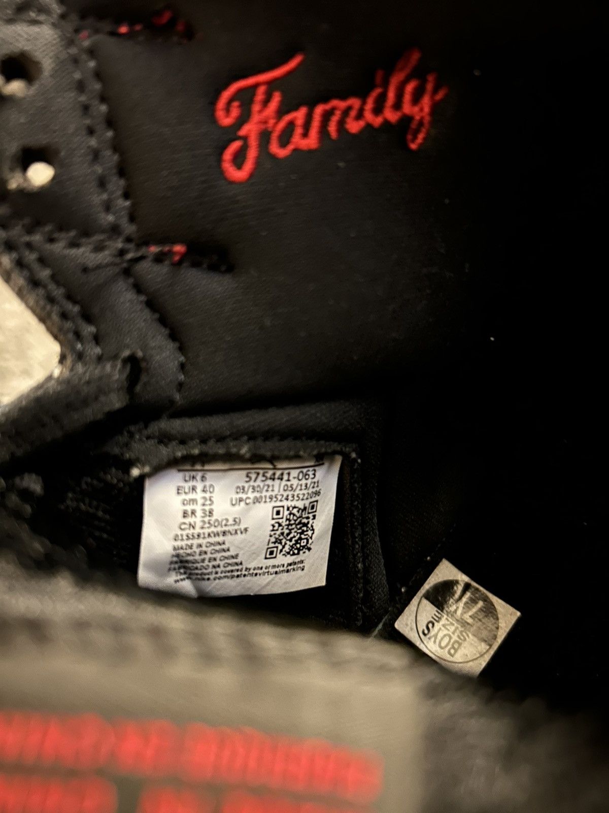 Jordan Brand × Nike Patent Bred 1’s Size US 7 / EU 40 - 7 Thumbnail