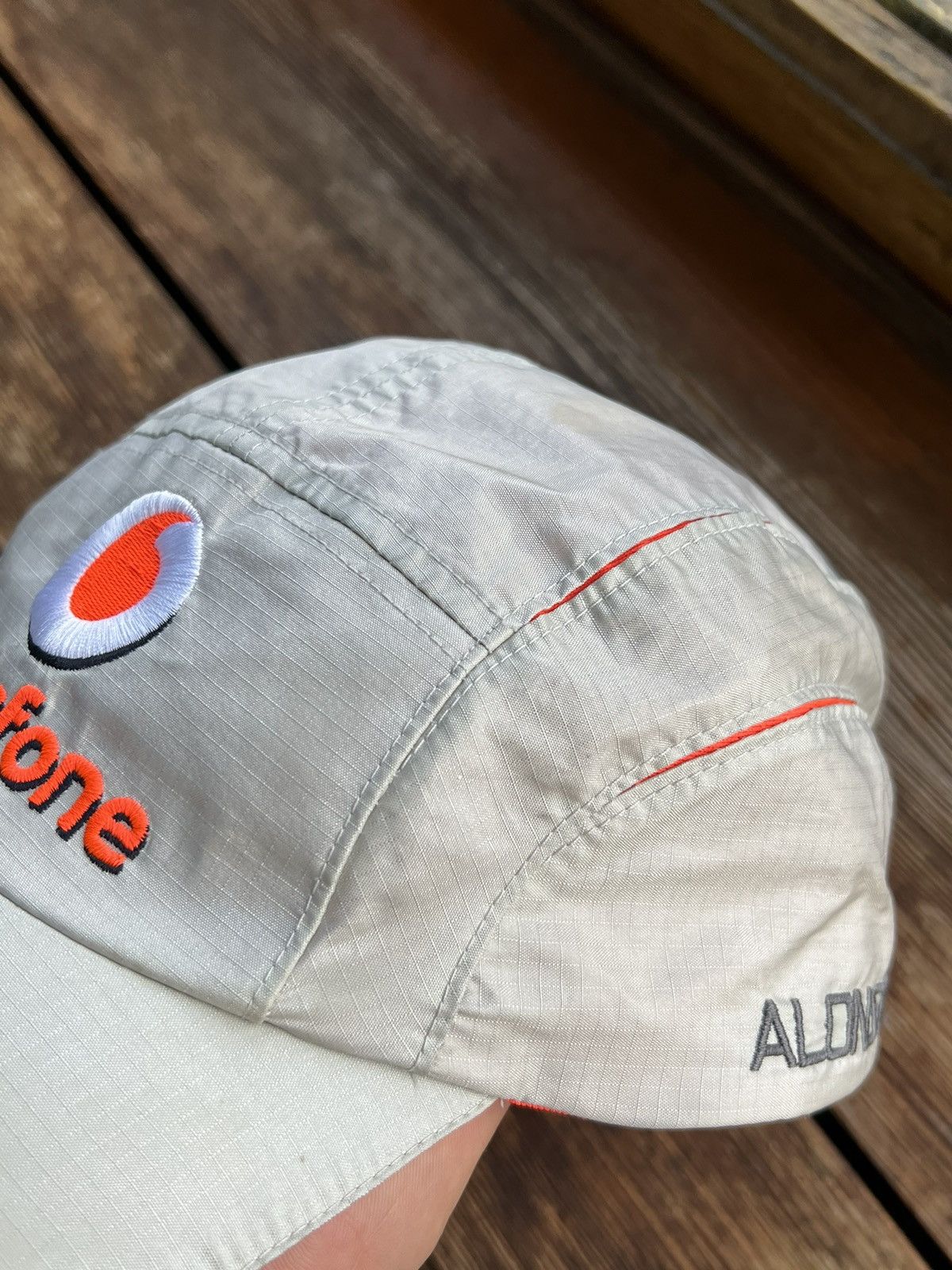 Vintage Vintage Vodafone McLaren Mercedes Racing Cap Hat Size ONE SIZE - 14 Thumbnail