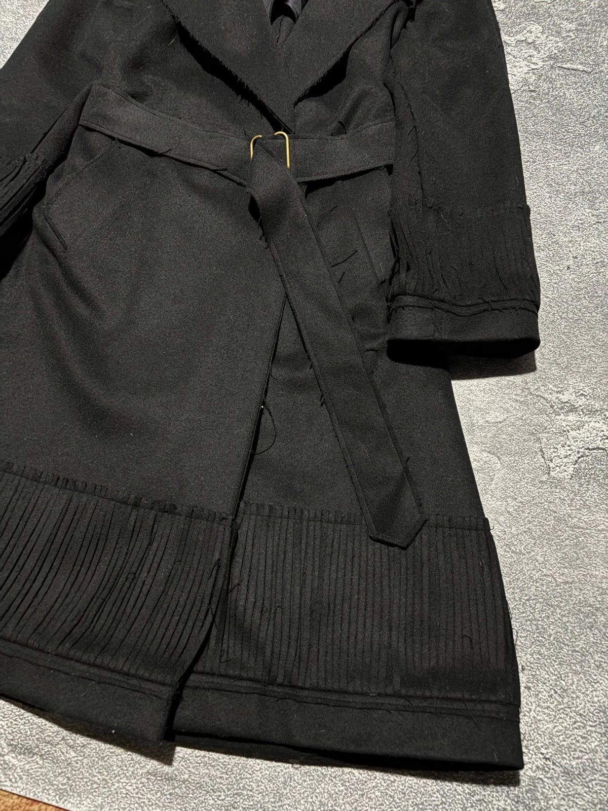 Yves Saint Laurent Archive YSL Yves Saint Laurent Black Deconstructed Wool Coat Size US M / EU 48-50 / 2 - 5 Thumbnail