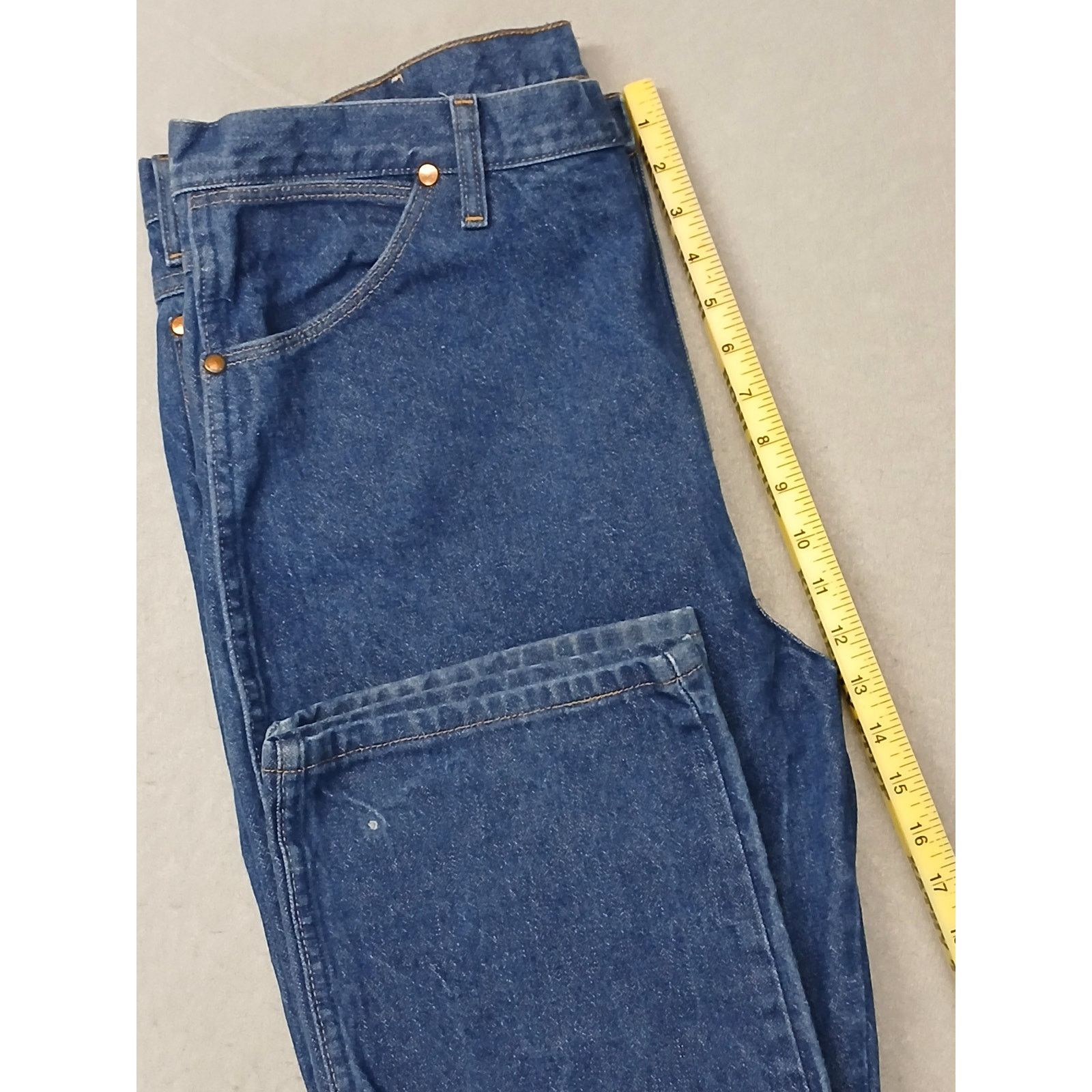 Wrangler Wrangler (40x32) Men's Straight Fit Blue Denim Jeans Size US 40 / EU 56 - 6 Thumbnail