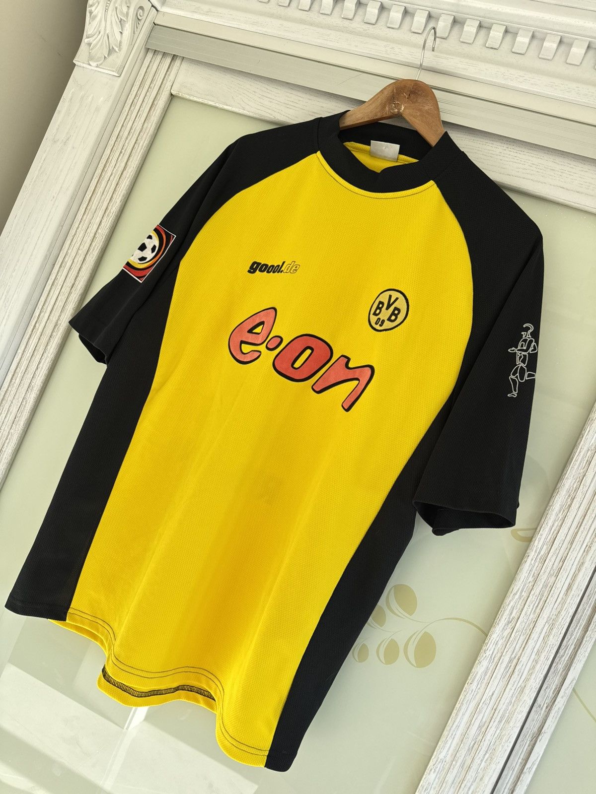 Vintage Amoroso #22 Borussia Dortmund 2001-2002 Home Soccer Jersey Size US XL / EU 56 / 4 - 6 Thumbnail