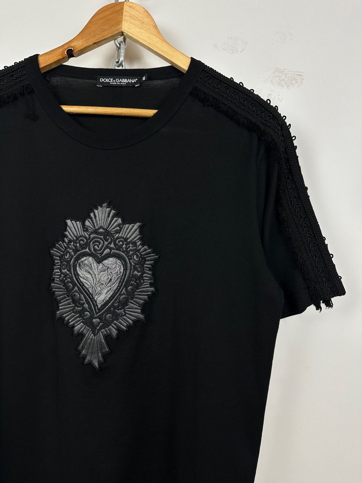 Dolce & Gabbana Dolce & Gabbana Black Sacred Heart Fringe Trim T-Shirt Size US M / EU 48-50 / 2 - 6 Thumbnail