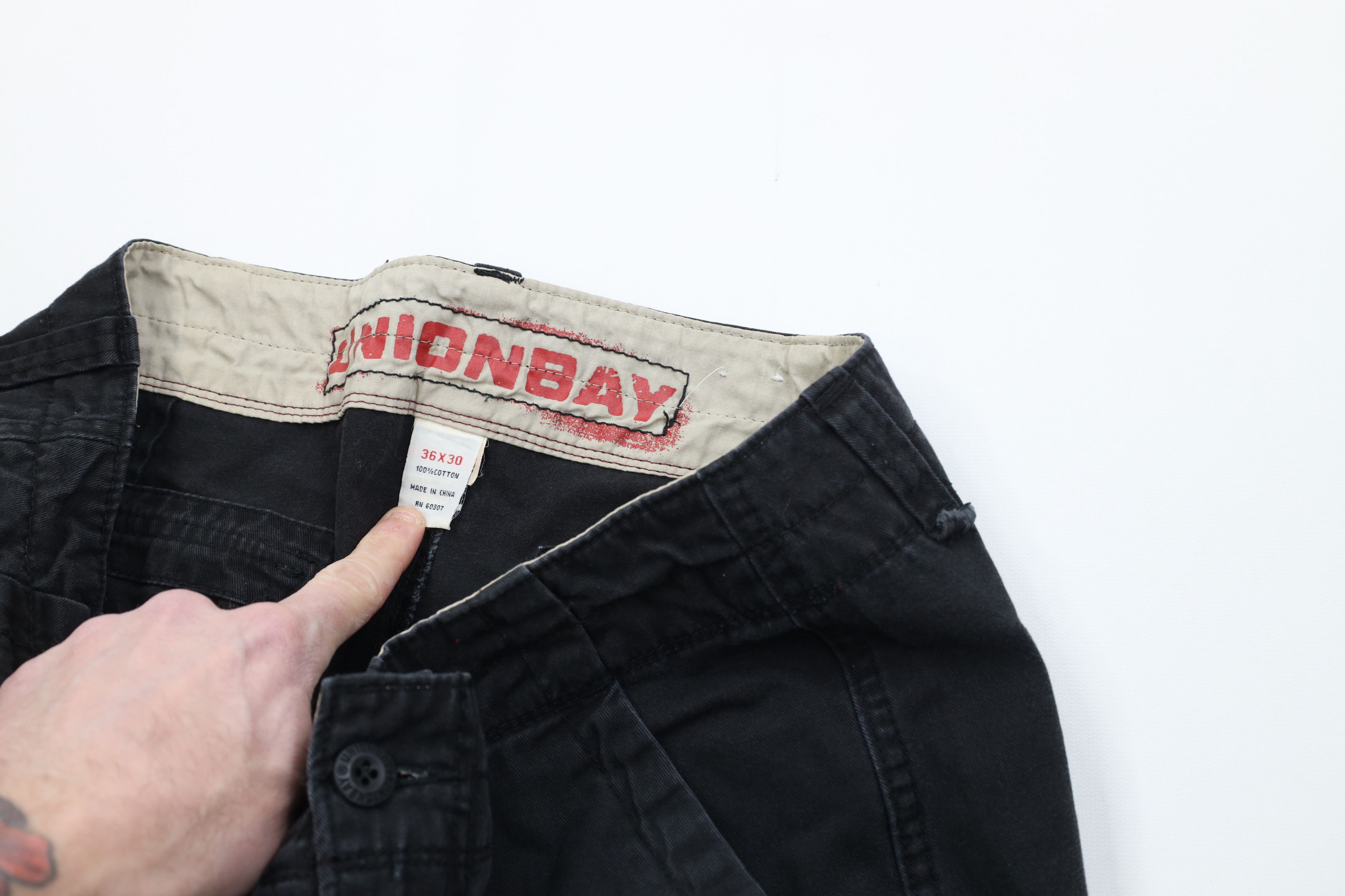 Vintage Vintage 90s Y2K Unionbay Skateboarding Wide Leg Cargo Pants Size US 36 / EU 52 - 9 Thumbnail