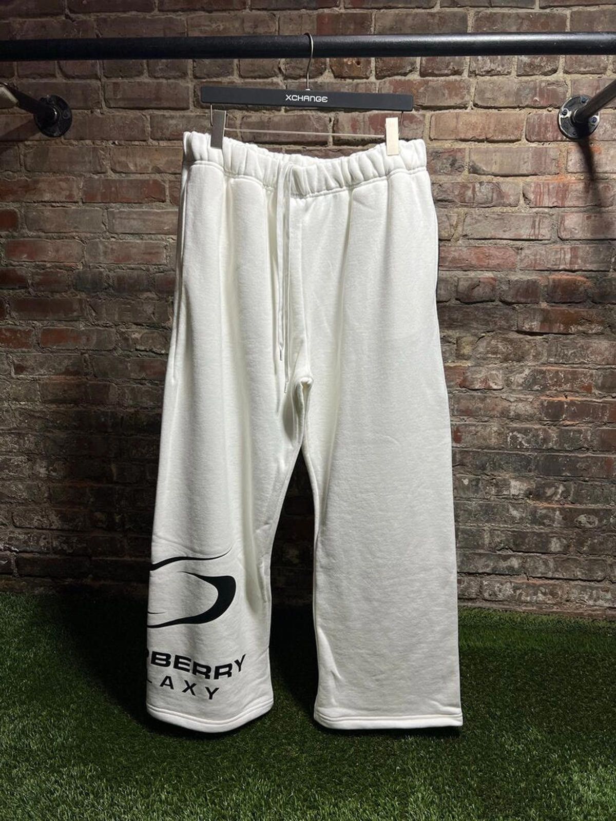 The GV Gallery GV Gallery Raspberry Galaxy Sweatpants Sz. L Size US 34 / EU 50 - 1 Thumbnail