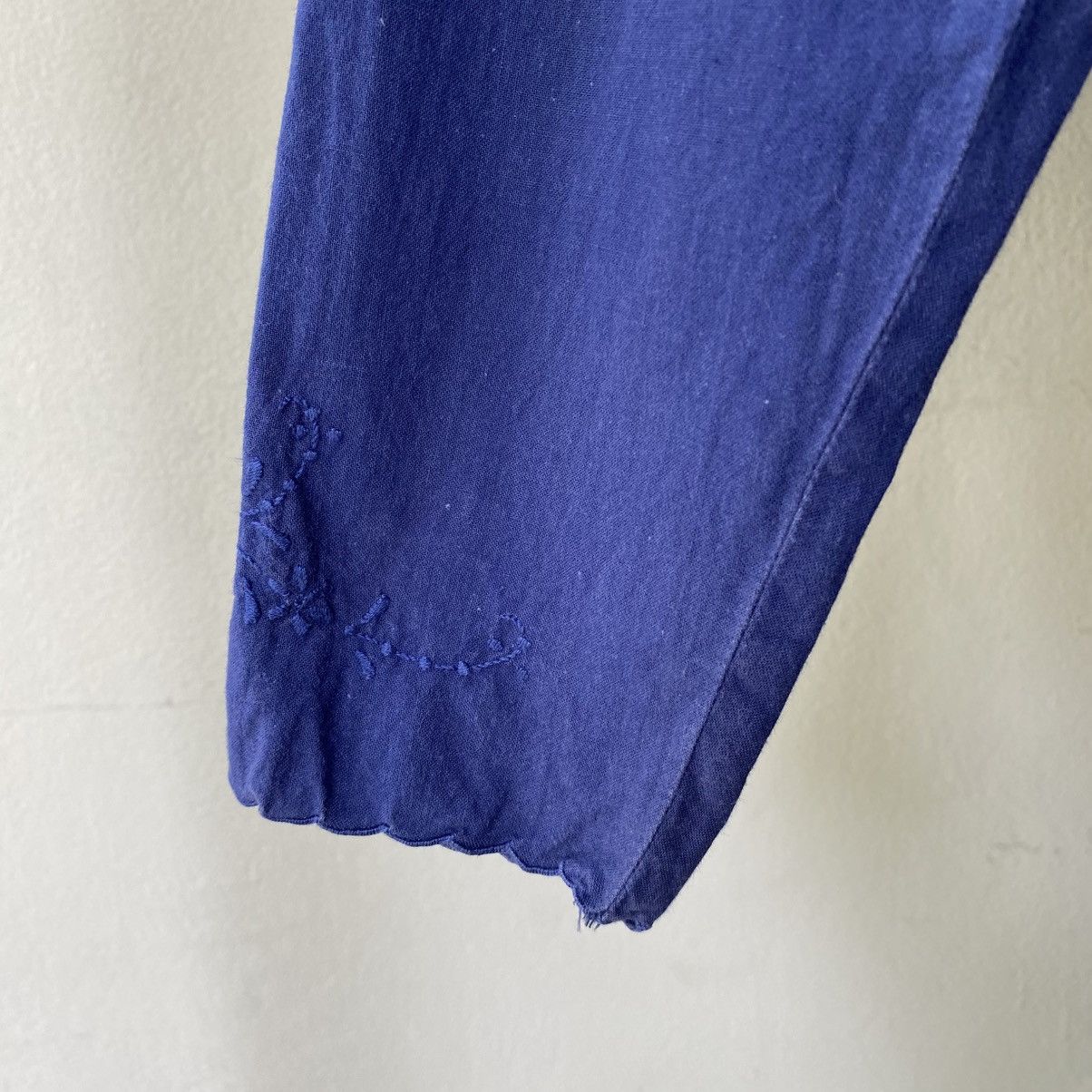 Issey Miyake I.S. Issey Miyake Navy Embroidered Lace Blouse Size L / US 10 / IT 46 - 12 Thumbnail