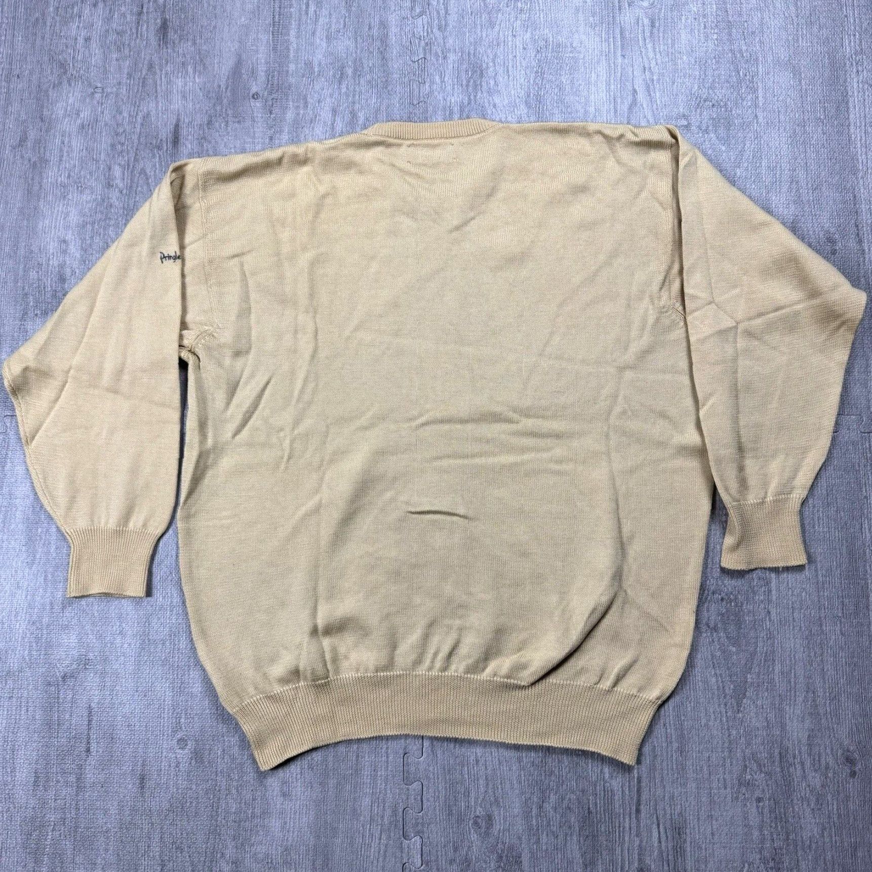 Pringle Of Scotland VINTAGE Pringle of Scotland Gold Crest Logo 100% Wool Knit Sweater Mens 44 Classic Crew Neck Long Sleeve Size US XXL / EU 58 / 5 - 6 Thumbnail