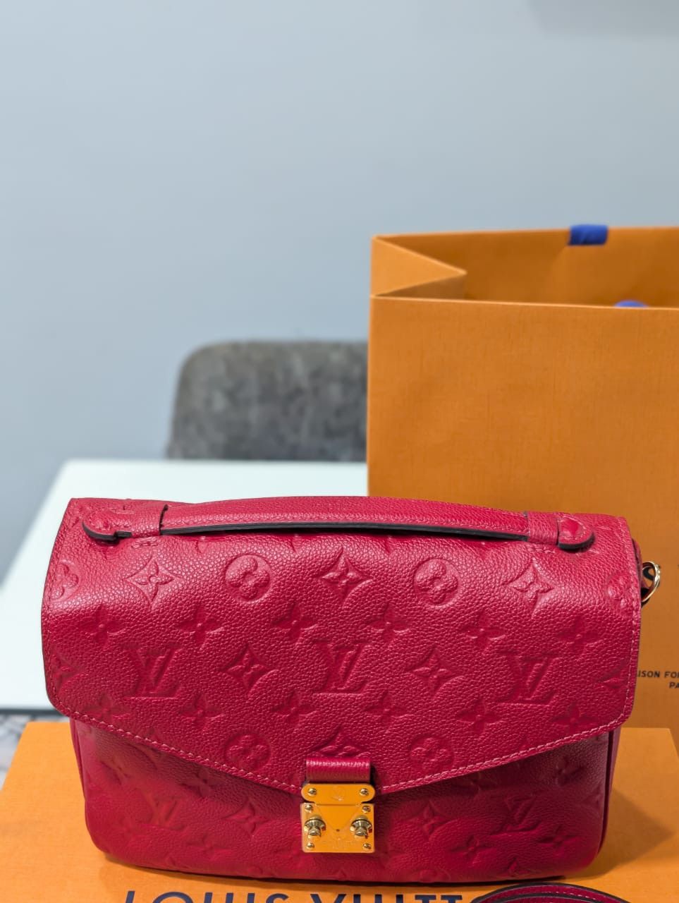 Louis Vuitton Louis Vuitton Red Monogram Empreinte Pochette Metis Size ONE SIZE - 4 Thumbnail