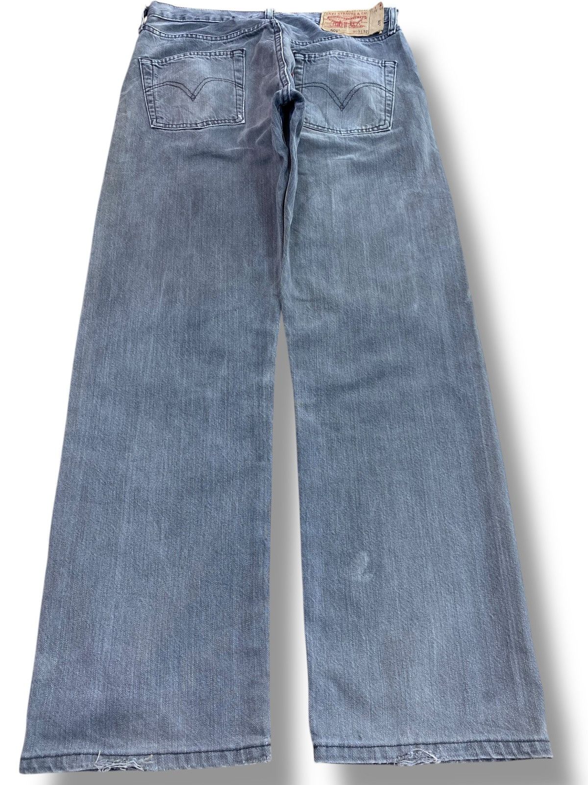 Levi's Levi’s Whiskered Light Wash Style Loose Jeans Size US 30 / EU 46 - 3 Thumbnail