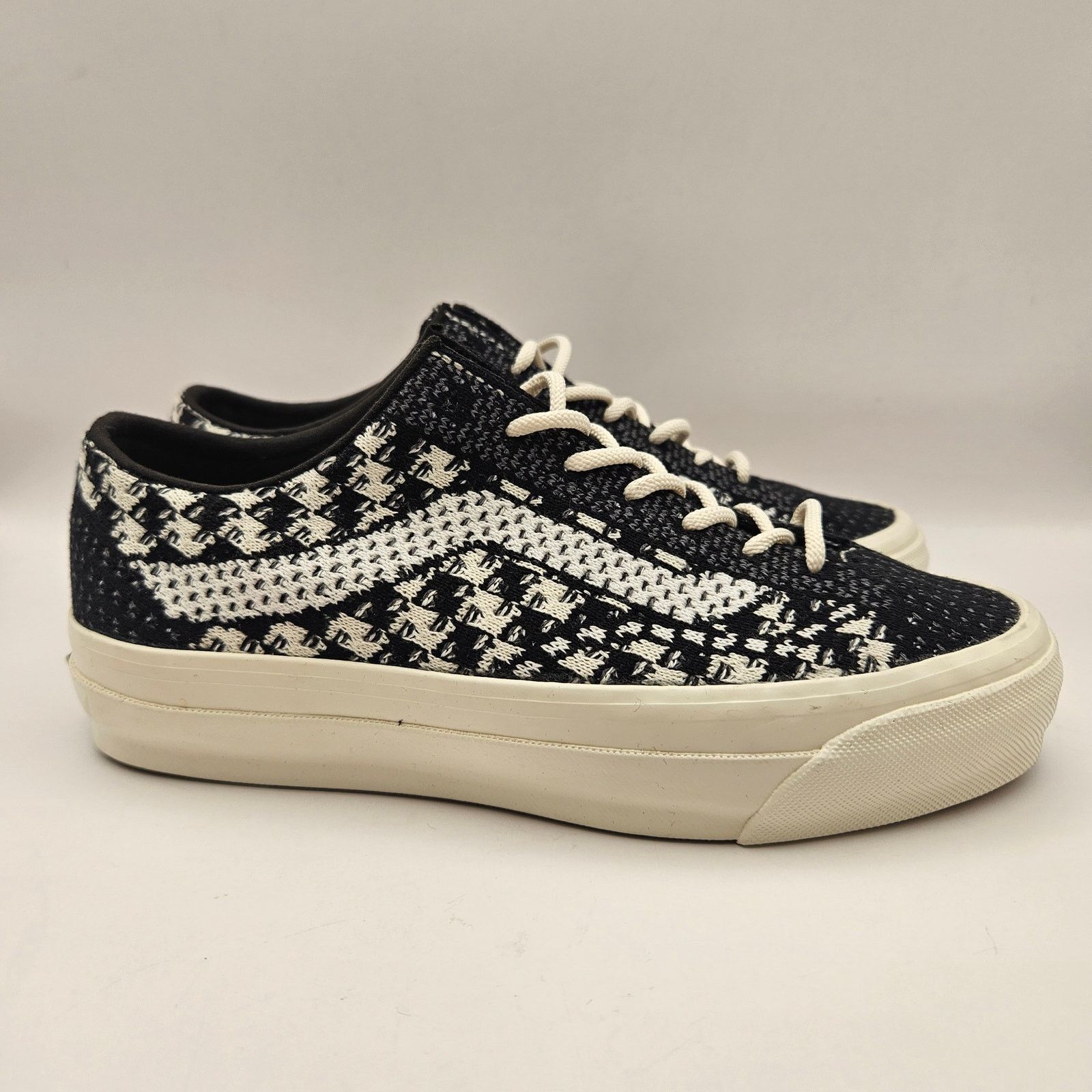 Vans VANS WOMEN'S 6 PREMIUM LX OLD SKOOL 36 EK BLACK PEWTER NWOB Size US 6 / IT 36 - 4 Thumbnail
