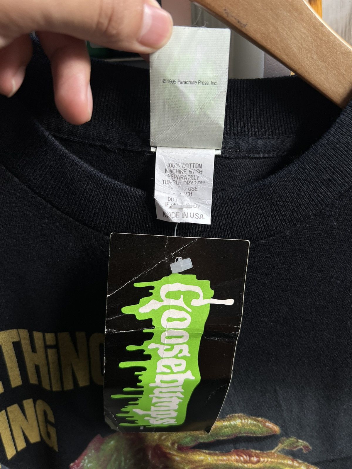Vintage Goosebumps shirt M Somethings Waitings in the Dark Size US M / EU 48-50 / 2 - 5 Thumbnail