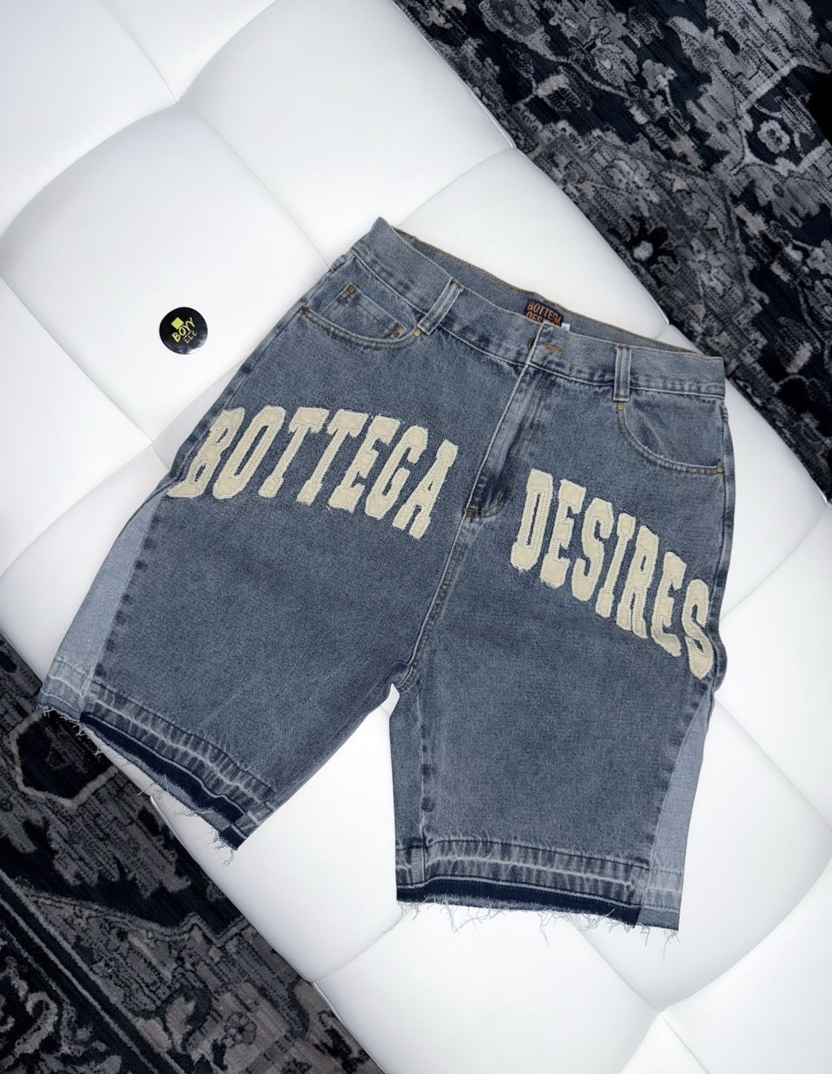 Bottega Desires Denim logo shorts Size US 36 / EU 52 - 1 Thumbnail
