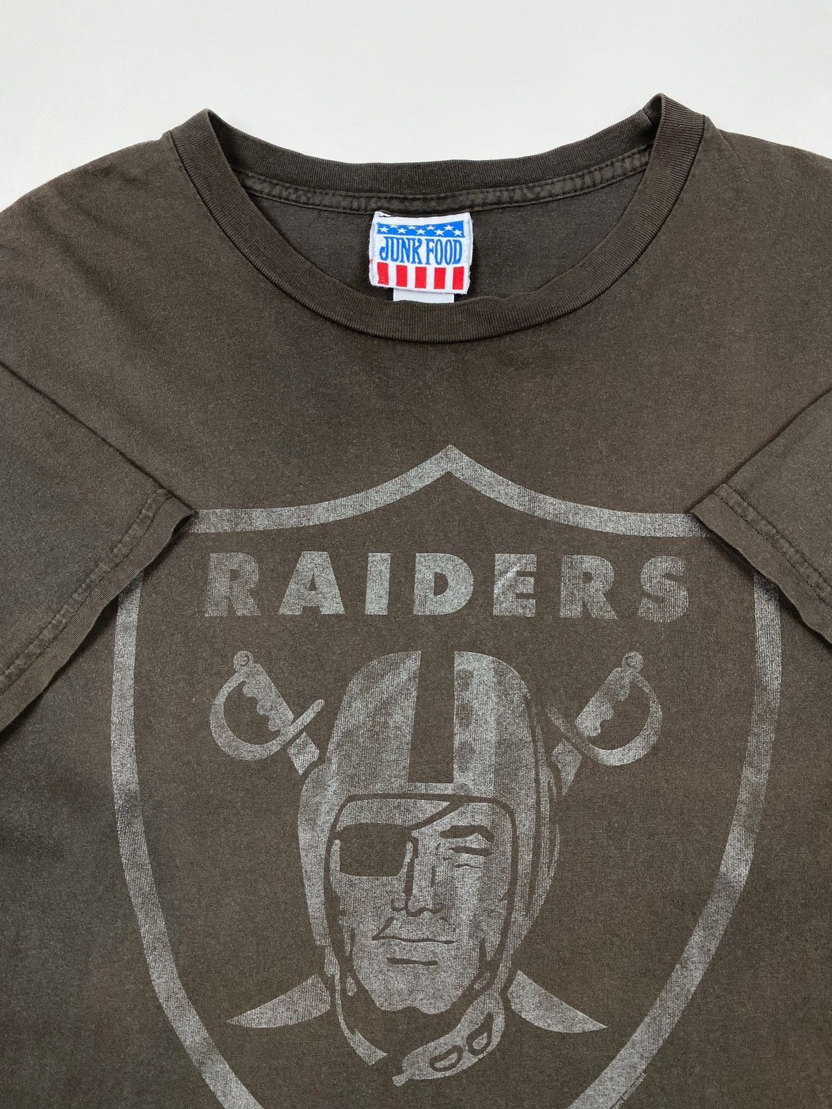 Junk Food Y2K Junk Food Brown Oakland Raiders Logo Tee Size US L / EU 52-54 / 3 - 2 Thumbnail