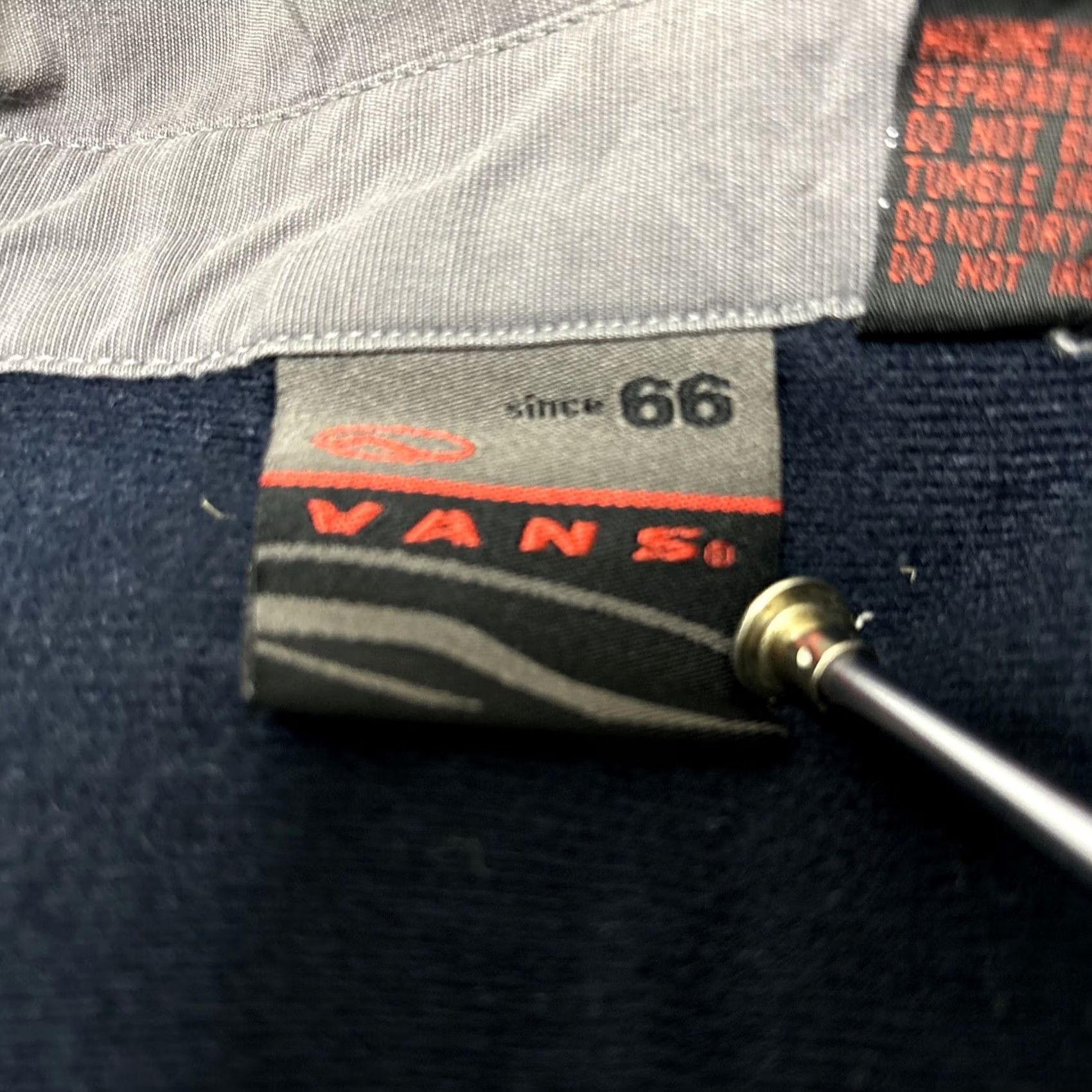 Vans VANS Jacket Windbreaker L Large Gray Button Up Lined Lightweight Men Size US L / EU 52-54 / 3 - 2 Thumbnail