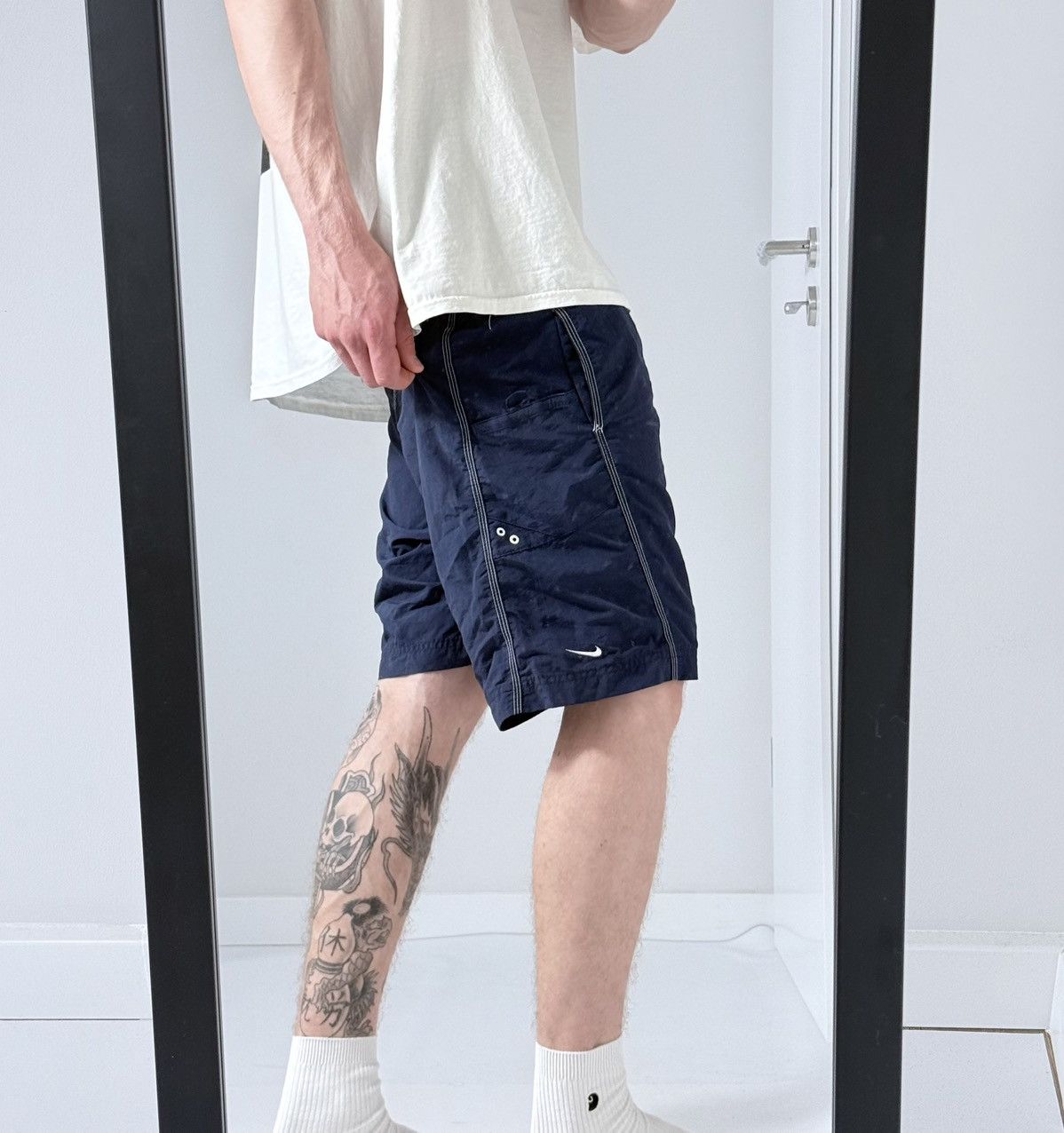 Nike Vintage Nike Y2K streetwear nylon track shorts Size US 31 - 8 Thumbnail
