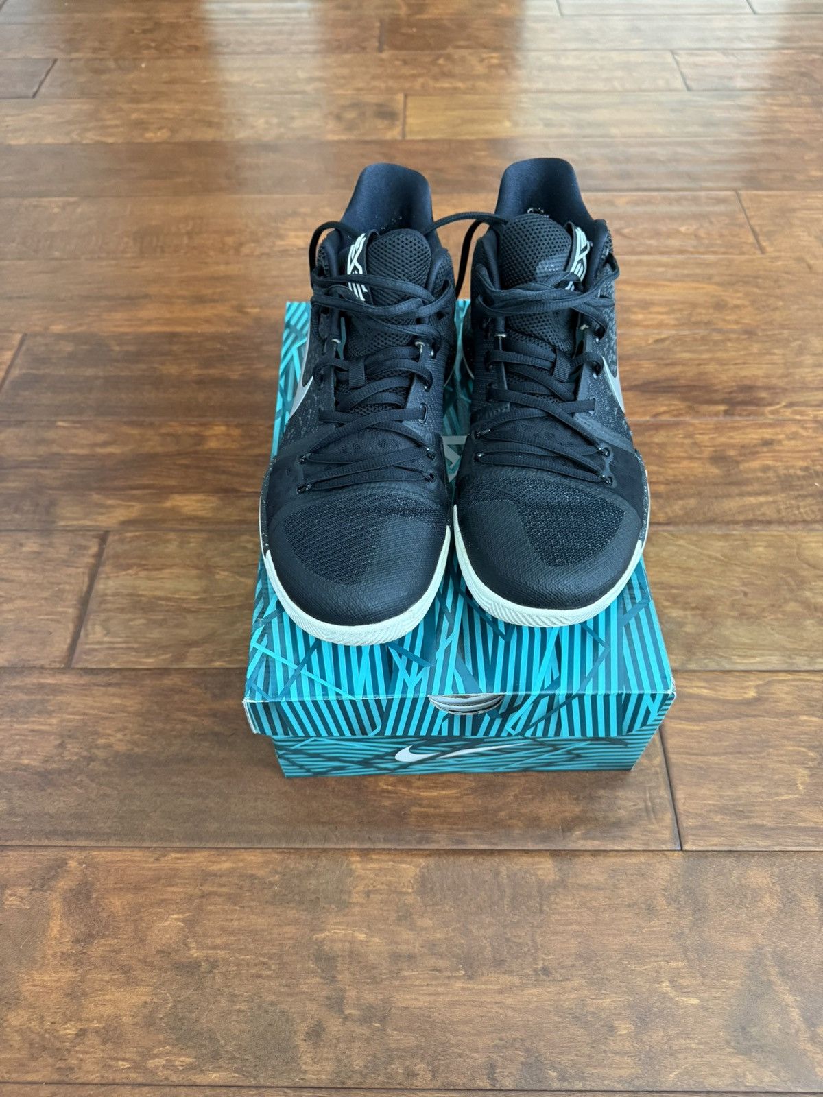 Nike Nike Kyrie 3 “Black Ice” Size US 11 / EU 44 - 4 Thumbnail
