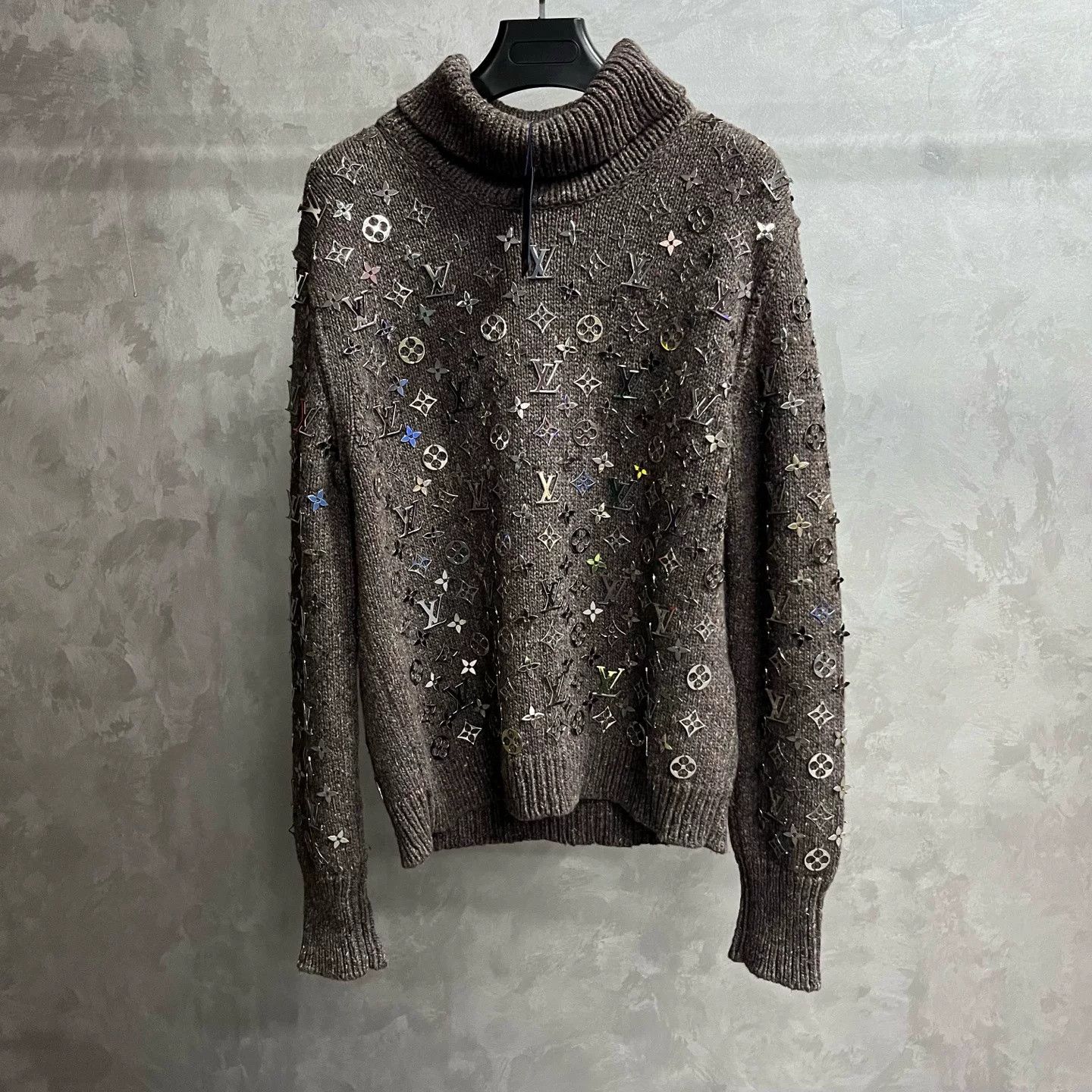 Louis Vuitton Louis Vuitton Brown Embroidered Turtleneck Wool Sweater Size US M / EU 48-50 / 2 - 1 Thumbnail
