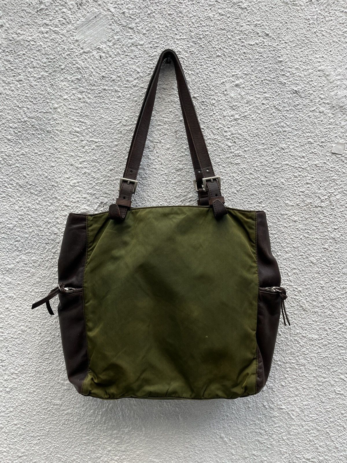 Prada Vintage Prada Tessuto Leather Tote Bag Size ONE SIZE - 12 Thumbnail