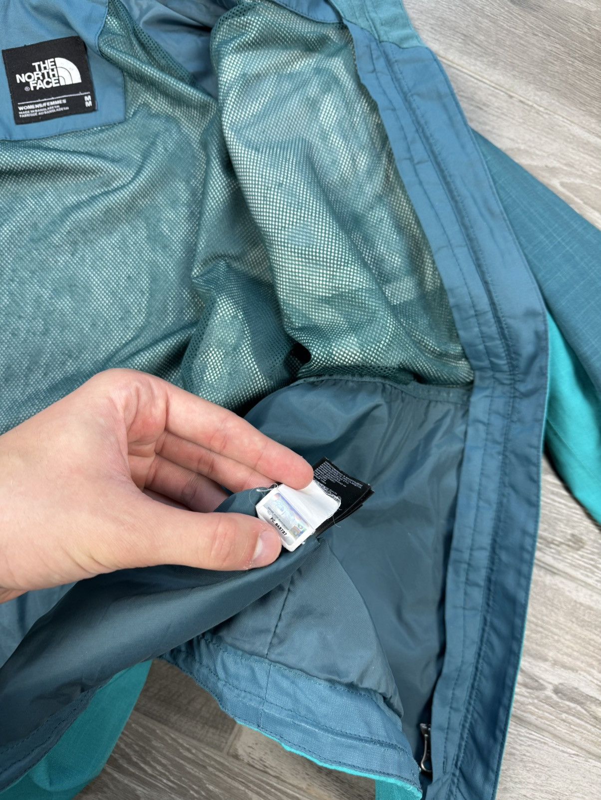 Other The North Face HyVent Women’s Rain Jacket Size M / US 6-8 / IT 42-44 - 13 Thumbnail