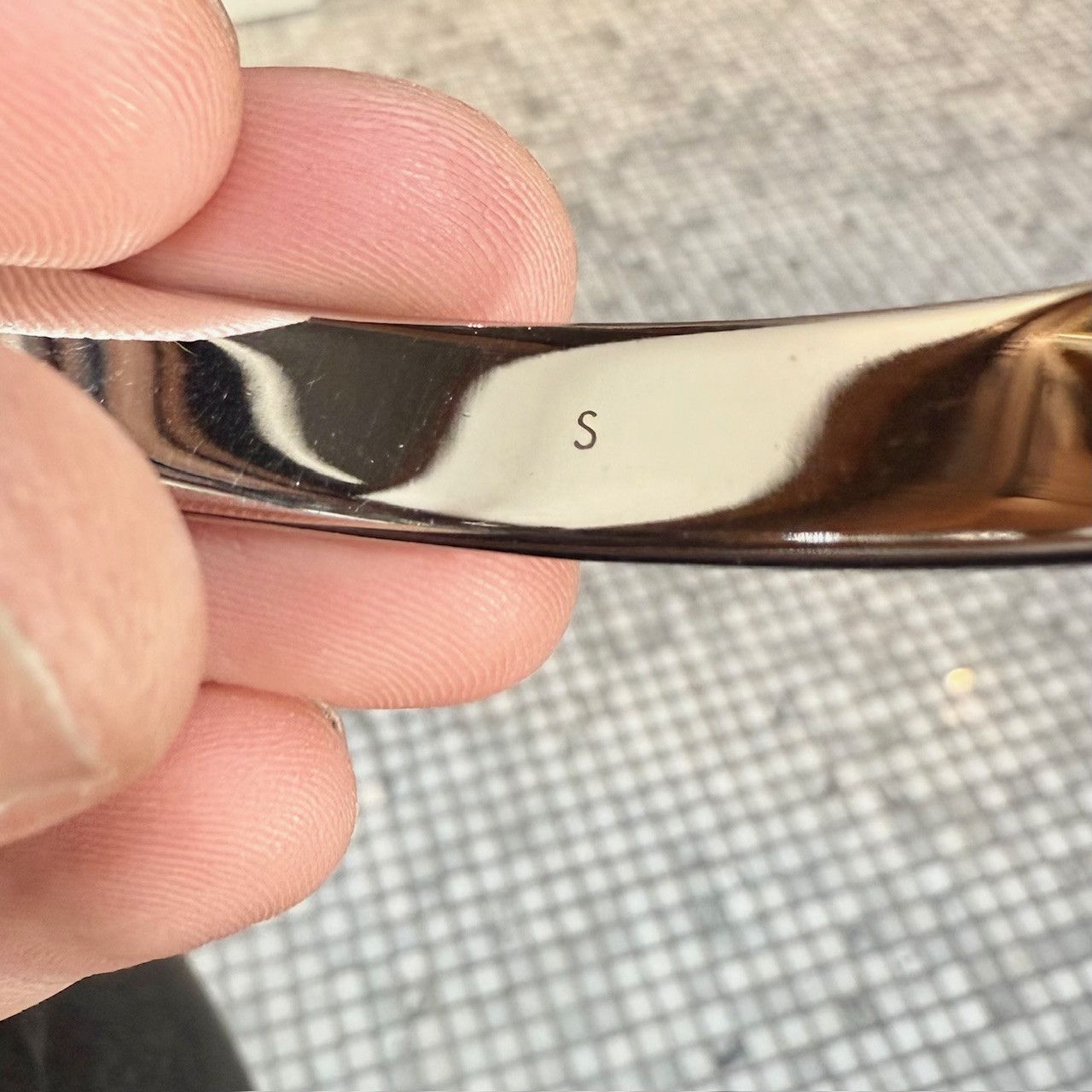 Louis Vuitton Louis Vuitton Silver Nanogram Cuff Bracelet Size ONE SIZE - 6 Thumbnail