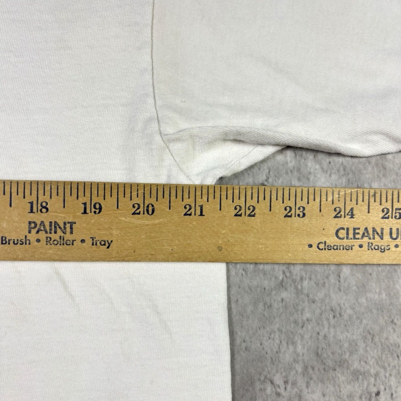 Anvil VINTAGE Chilli Peppers T Shirt Outer Banks Adult L 90s White Cotton Anvil Crew Neck Short Sleeve Men Mens Size US L / EU 52-54 / 3 - 4 Thumbnail